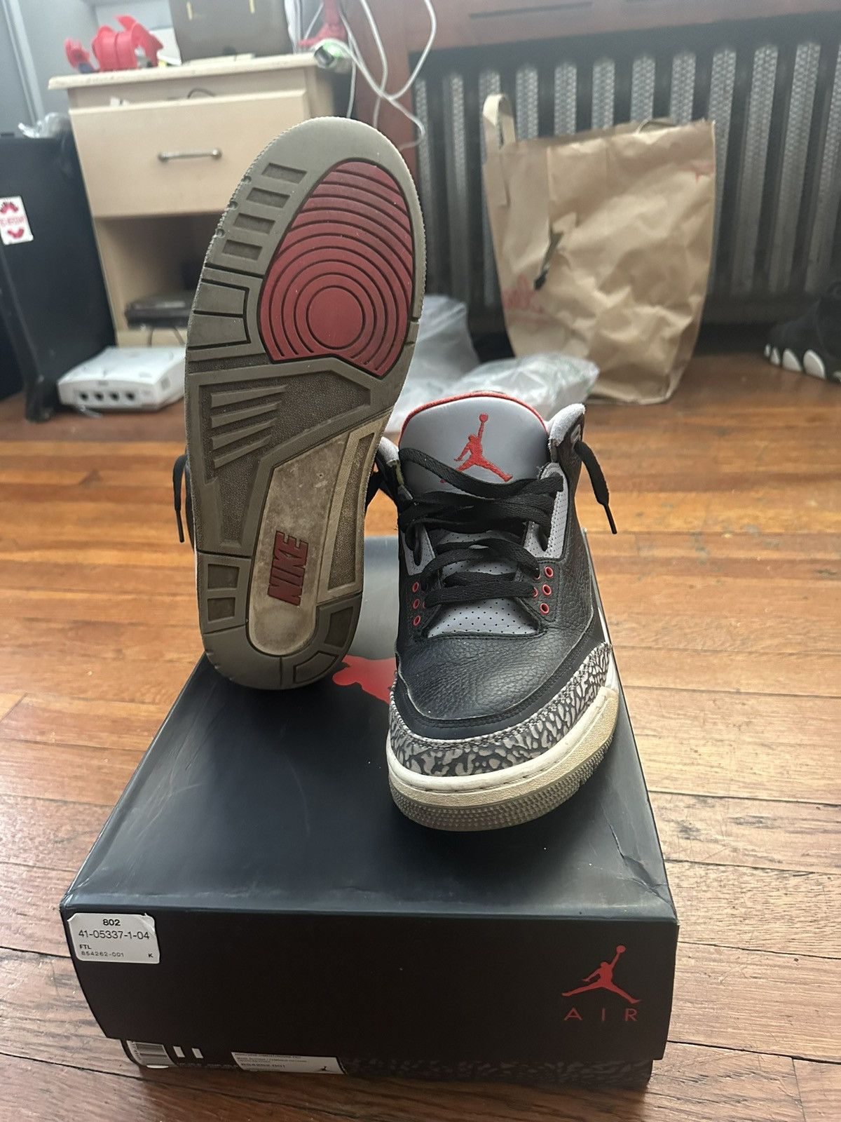Jordan Brand × Nike Air jordan 3 retro og black cement Size US 11.5 / EU 44-45 - 4 Thumbnail