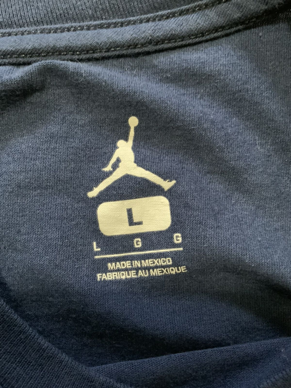 Jordan Brand Air Jordan Is It The Shoes Jumpman Basketball T-Shirt Size US L / EU 52-54 / 3 - 6 Thumbnail
