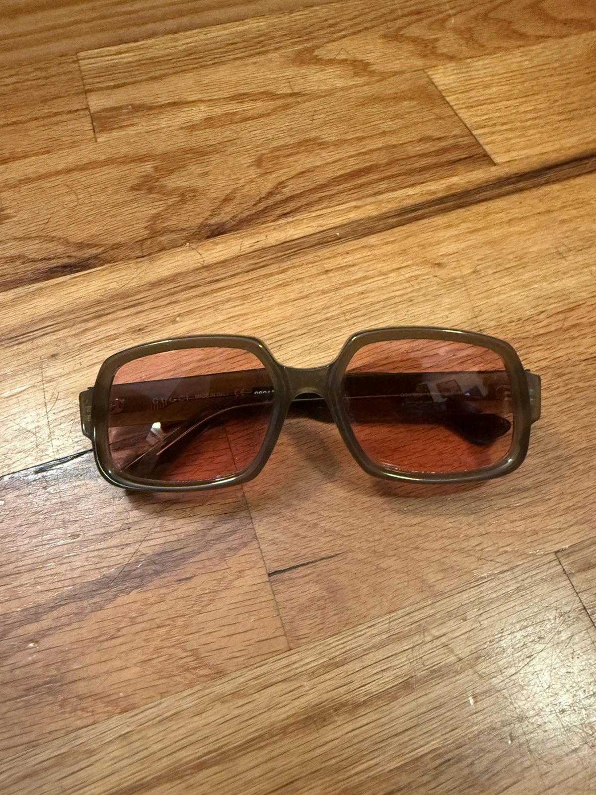 Gucci Gucci Glasses Pink lenses, wide frame Size ONE SIZE - 4 Thumbnail