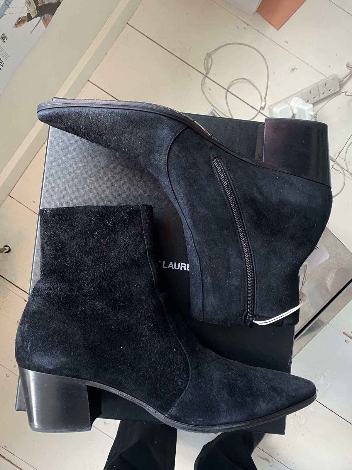 Saint Laurent Vassili boots 60mm black velvet