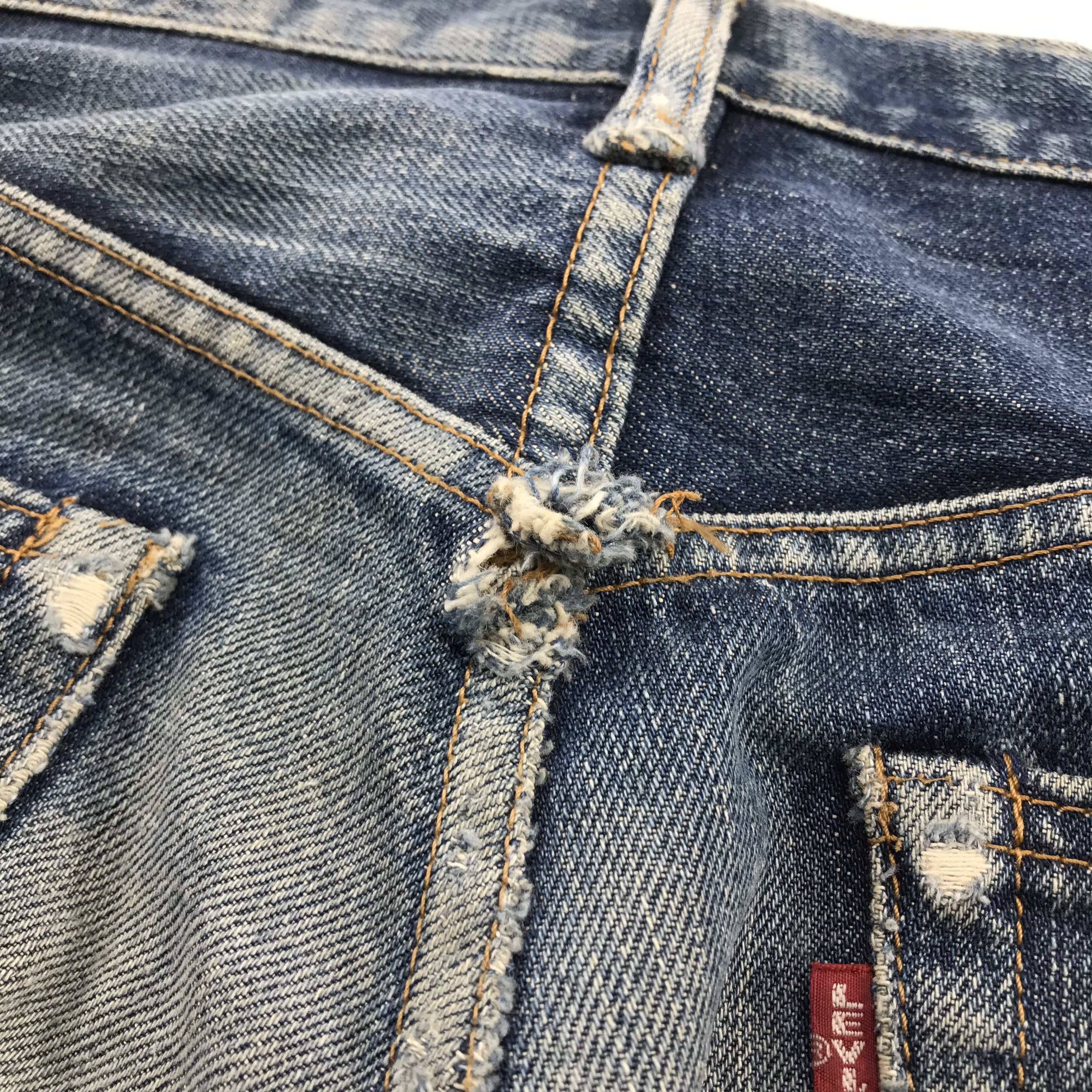 Levi's Vintage Levis 502 Jeans Selvedge Distressed Denim KJ3470 Size US 32 / EU 48 - 10 Thumbnail