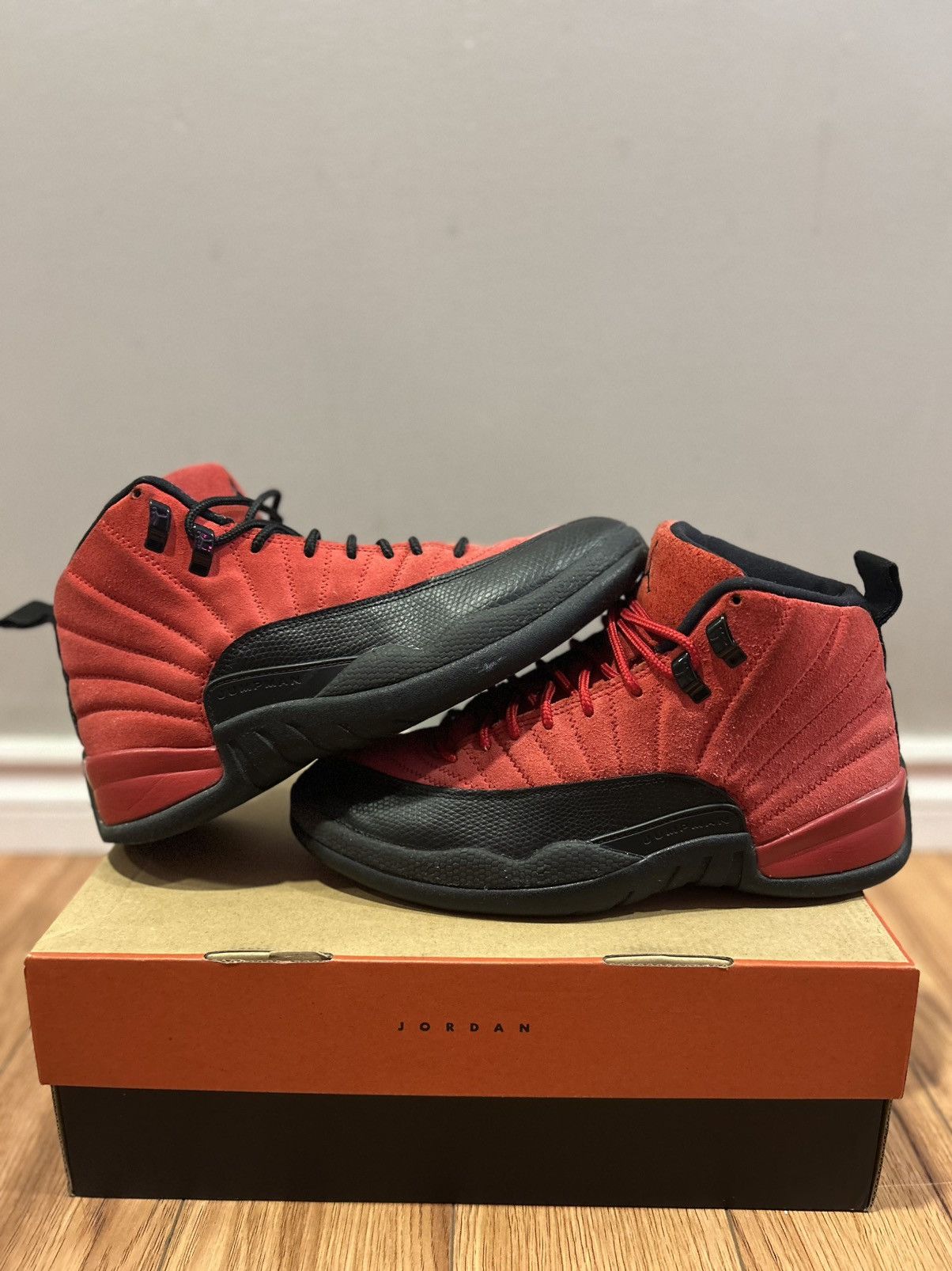 Jordan Brand Air Jordan 12 ‘Reverse Flu Game’ Size US 8 / EU 41 - 2 Thumbnail