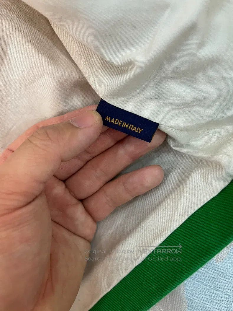 Louis Vuitton Louis Vuitton Full logo three-dimensional embossing jacket Size US M / EU 48-50 / 2 - 6 Thumbnail