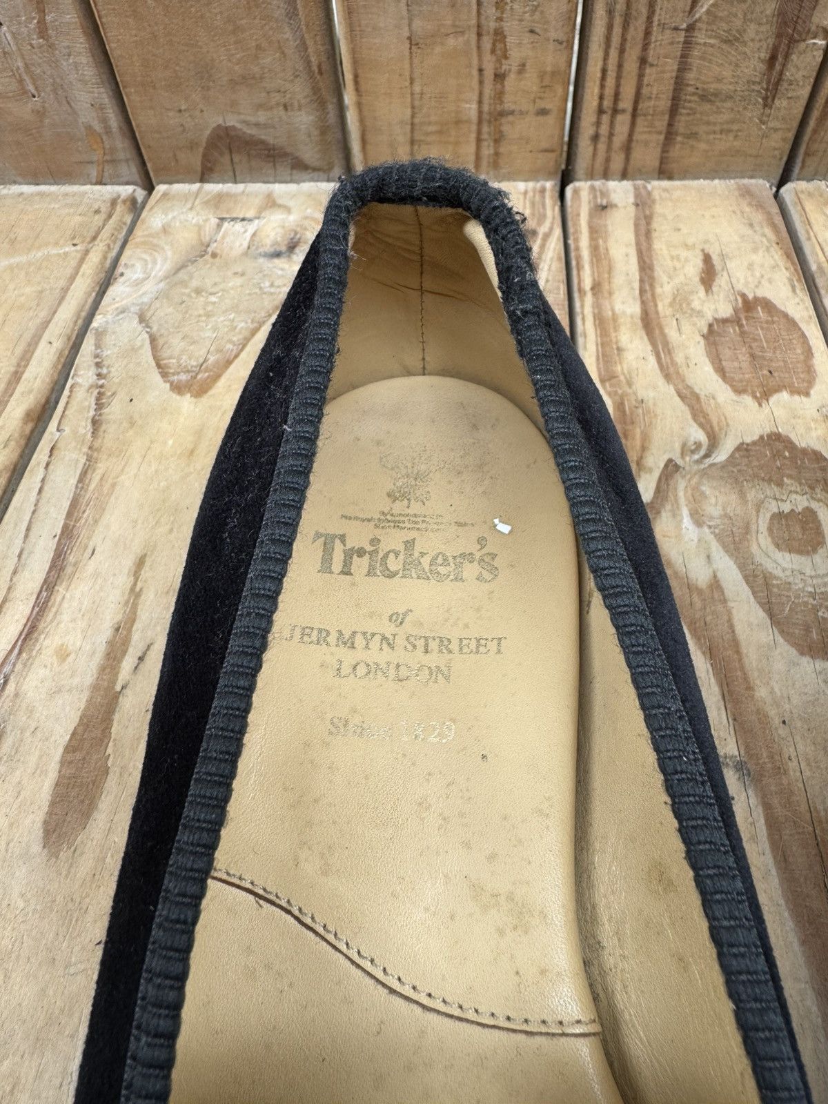 Tricker's Tricker’s black velvet mens pull on loafers UK 7 USA 8 Size US 7 / EU 40 - 11 Thumbnail