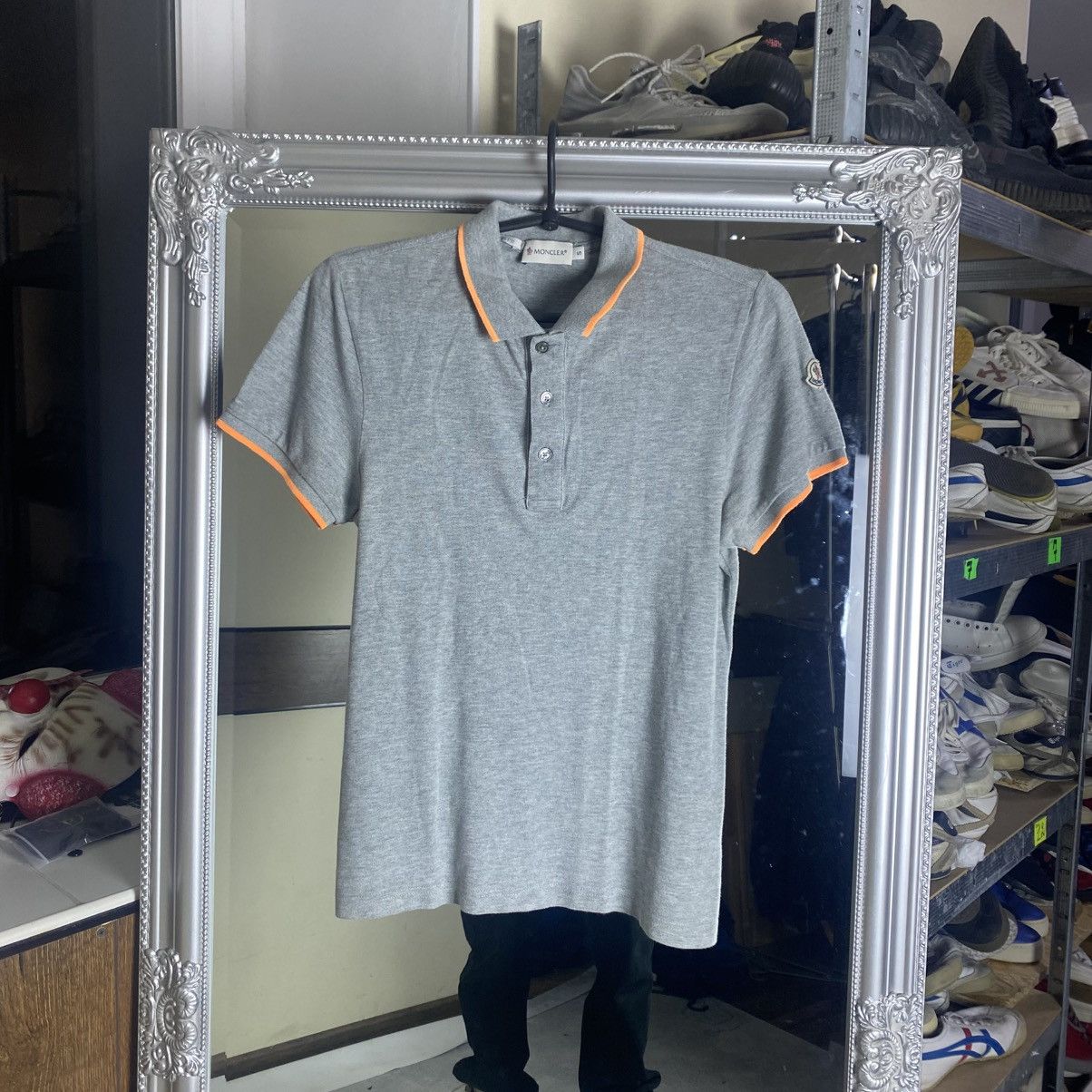 Moncler Polo Moncler grey t-shirt logo Size US S / EU 44-46 / 1 - 1 Thumbnail