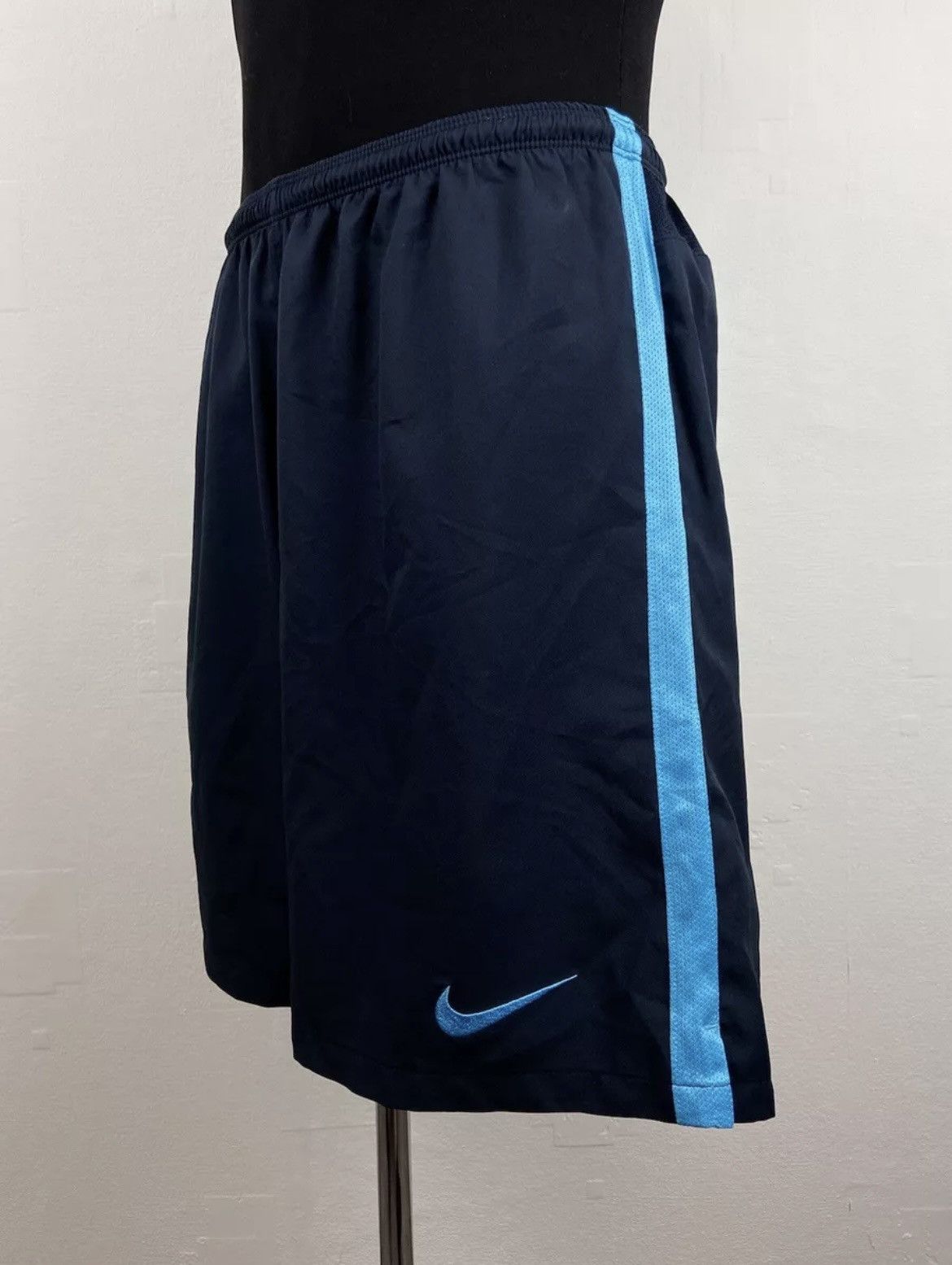 Nike FC Manchester City Nike Away Shorts Size L Size US 33 - 2 Thumbnail