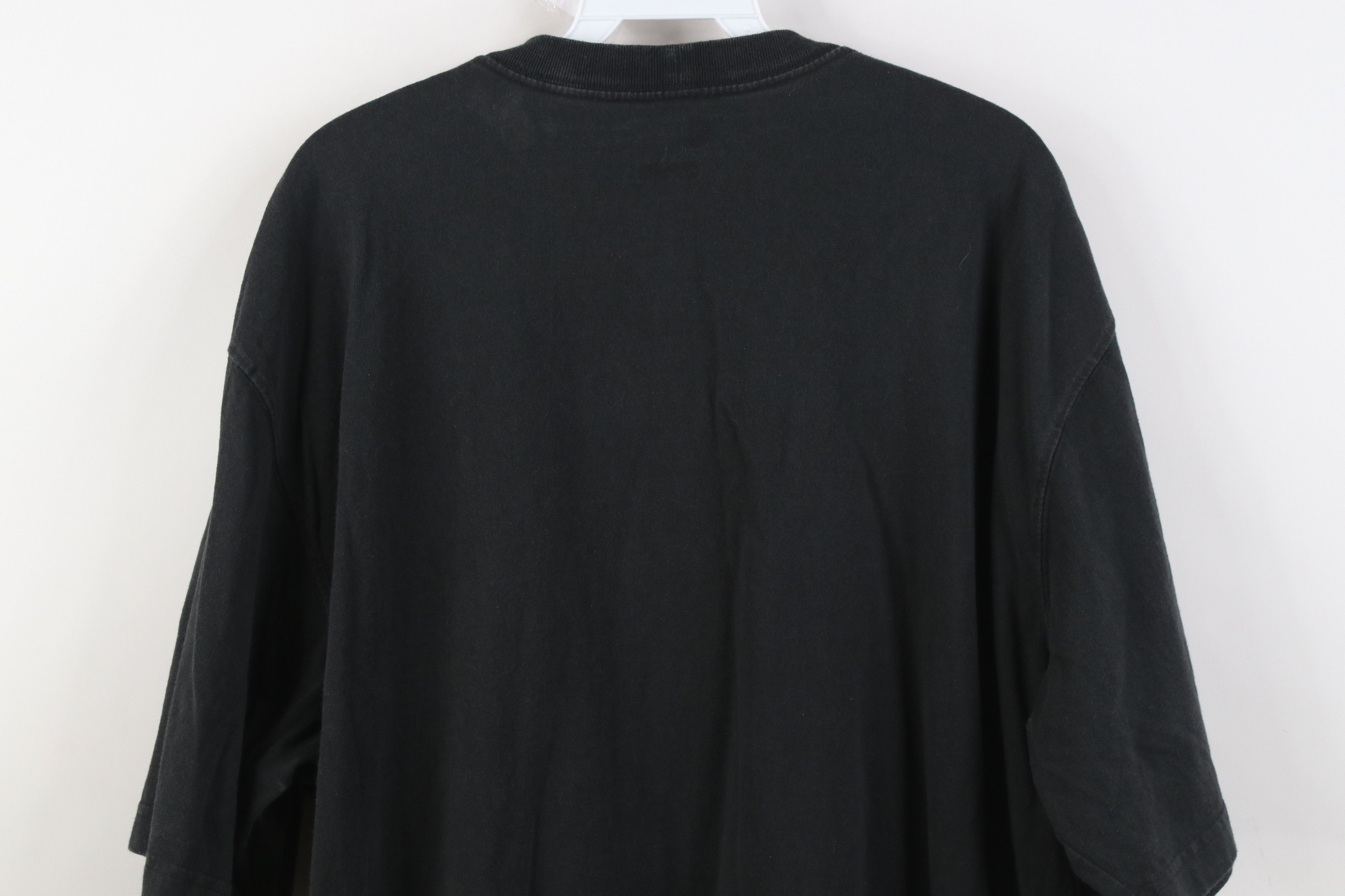 Carhartt Vintage Y2K Carhartt Heavyweight Pocket T-Shirt Black Cotton Size US XL / EU 56 / 4 - 12 Thumbnail