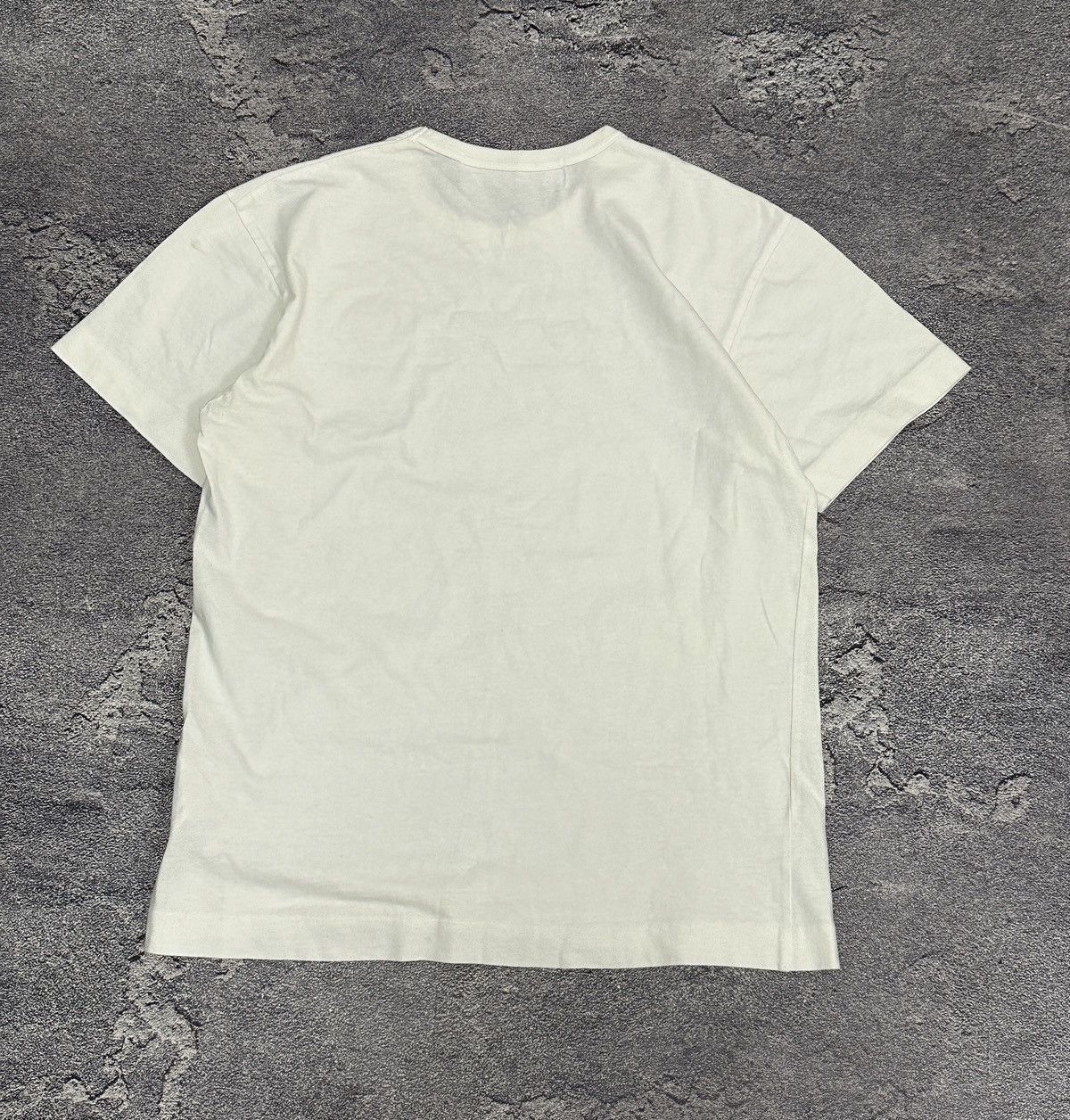 Comme des Garcons PLAY Comme Des Garcons Play Heat Logo White T-Shirt M Size Size US M / EU 48-50 / 2 - 2 Thumbnail