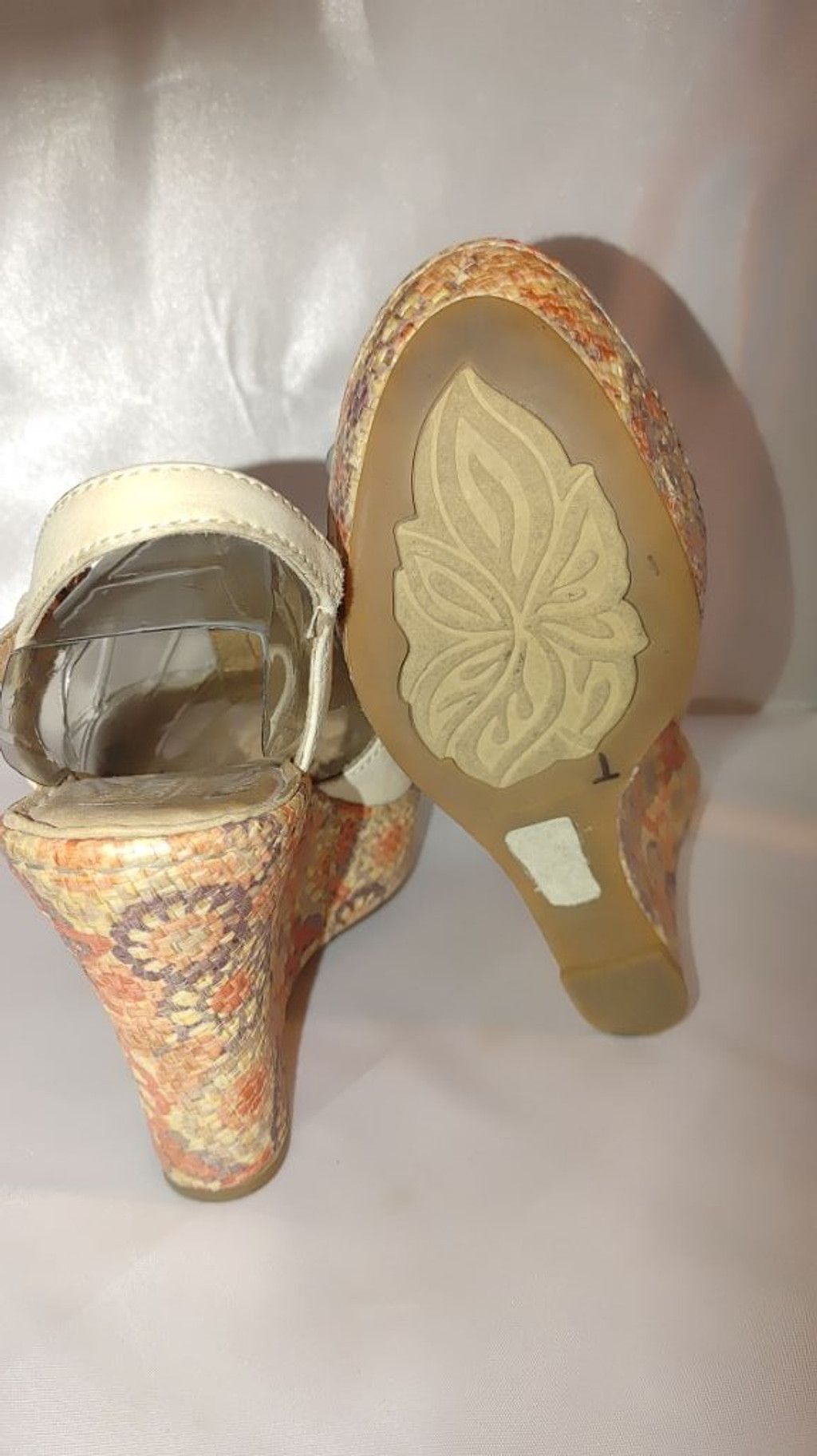 Born Born Rebecka Floral Cork Wedge Sandals Size 8 Size US 8 / IT 38 - 7 Thumbnail