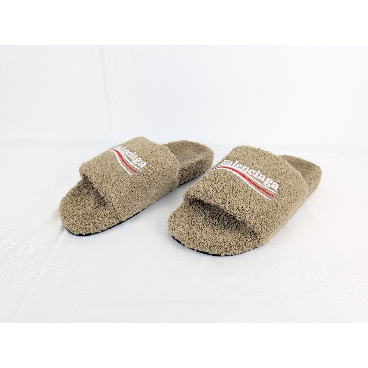 Balenciaga o1rshd1 Q:2 / Furry Slide in Khaki / White / Red Size US 8 / EU 41 - 6 Thumbnail