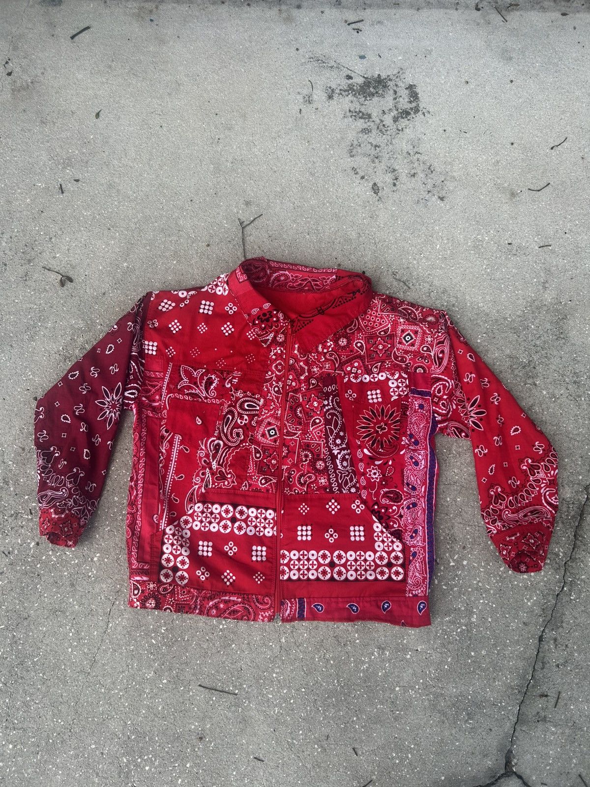 Other 1/1 Your World patchwork red paisley bandana denim jacket Size US M / EU 48-50 / 2 - 1 Thumbnail