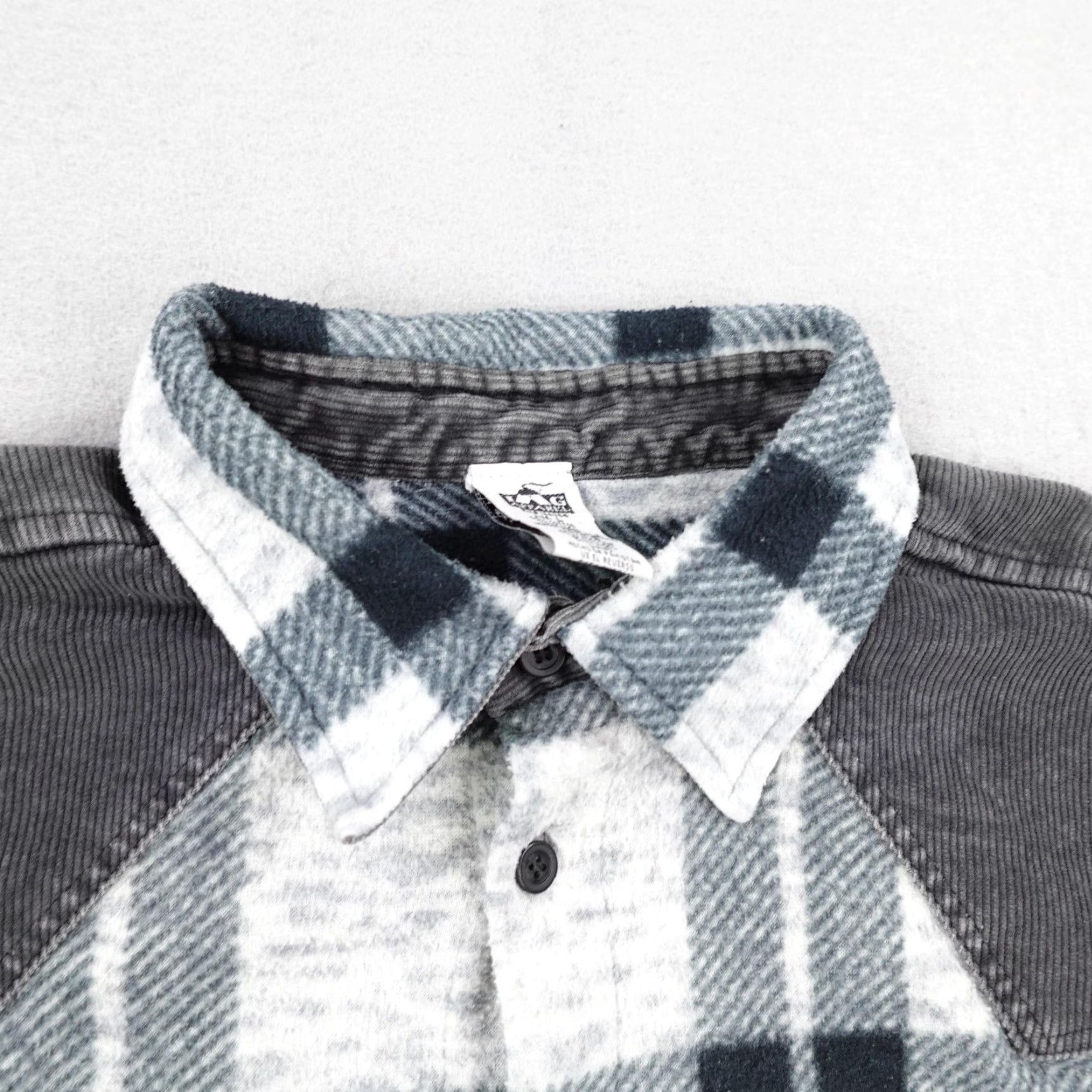 Vintage VINTAGE LAG Apparel Shirt Mens Large Gray Plaid Wool Flannel Western Button-Up Pocketed 90s Mens Size US L / EU 52-54 / 3 - 2 Thumbnail