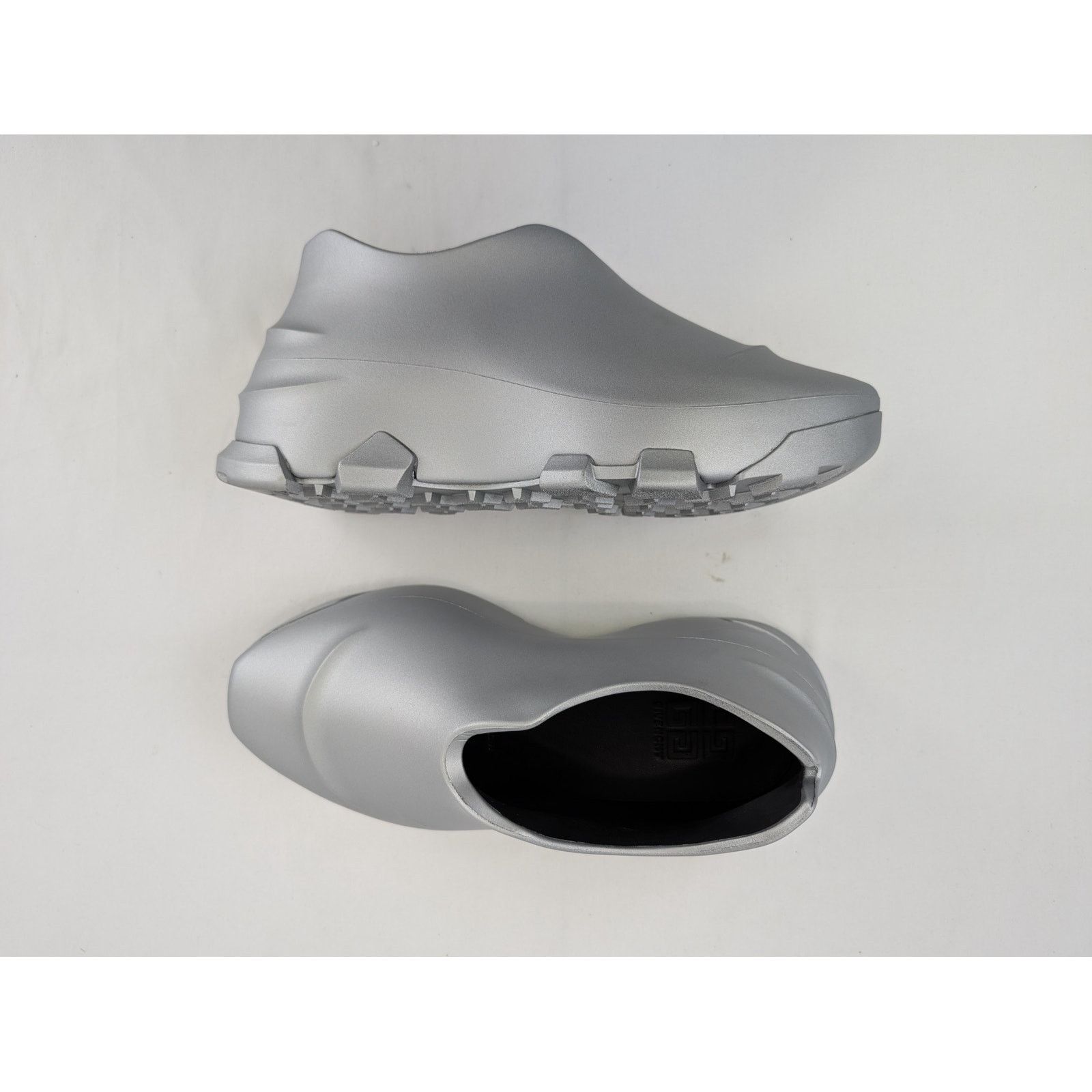 Givenchy o1rshd1 Show Low Shoe Boots in Silvery Size US 10 / EU 43 - 1 Thumbnail