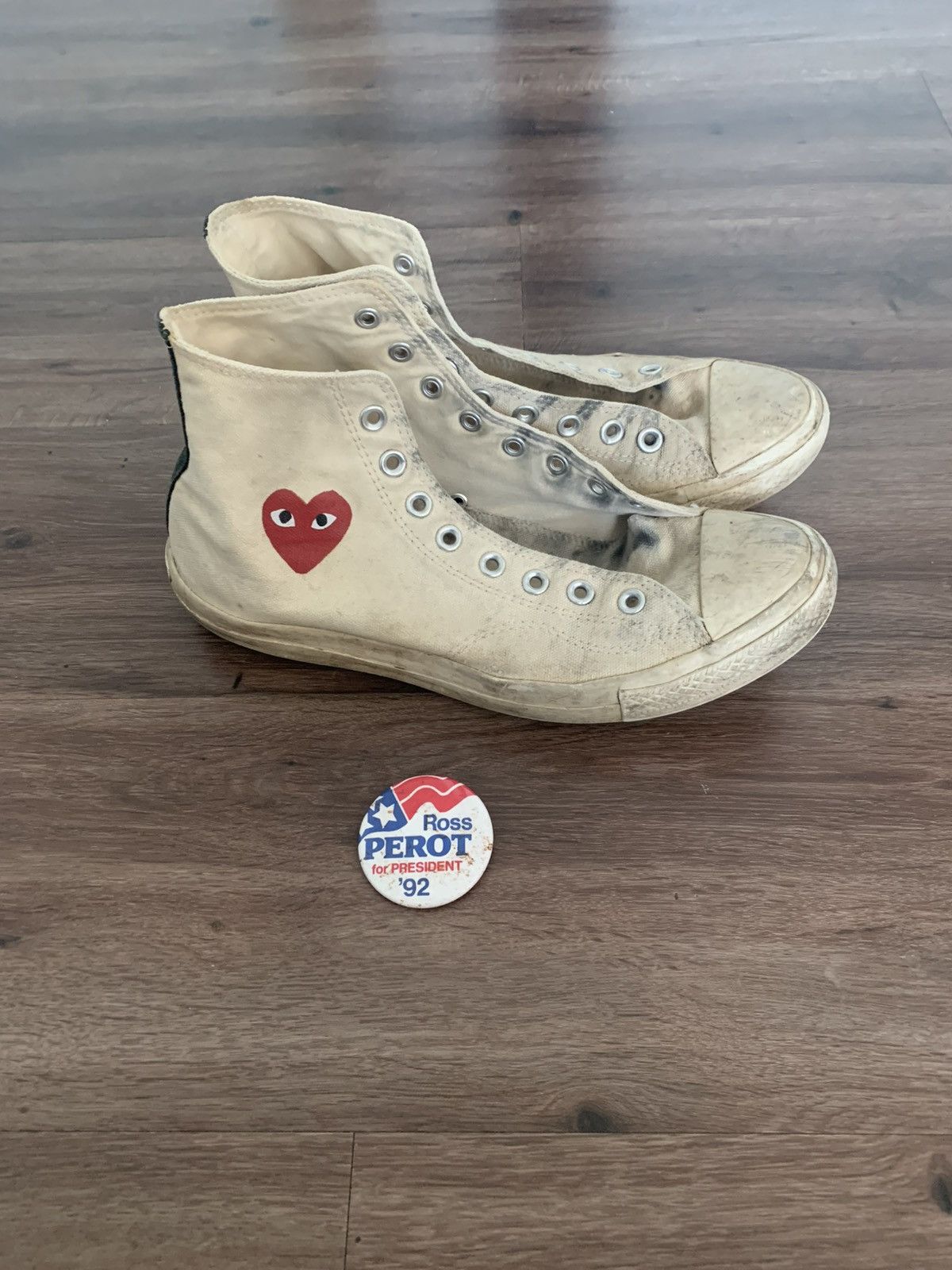 Comme des Garcons PLAY × Converse CDG Play Converse High Tops, Small Hearts, 2014 Size US 9 / EU 42 - 1 Thumbnail
