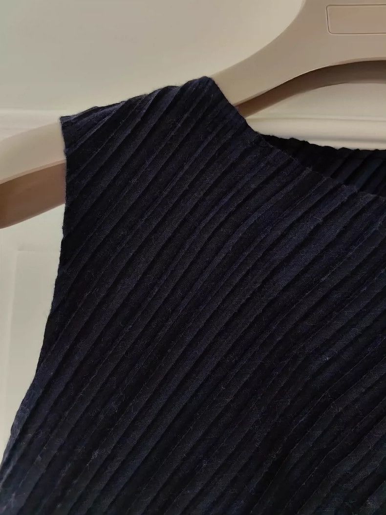 Issey Miyake Issey Miyake size:2 Dark blue pleated dress Size M / US 6-8 / IT 42-44 - 3 Thumbnail