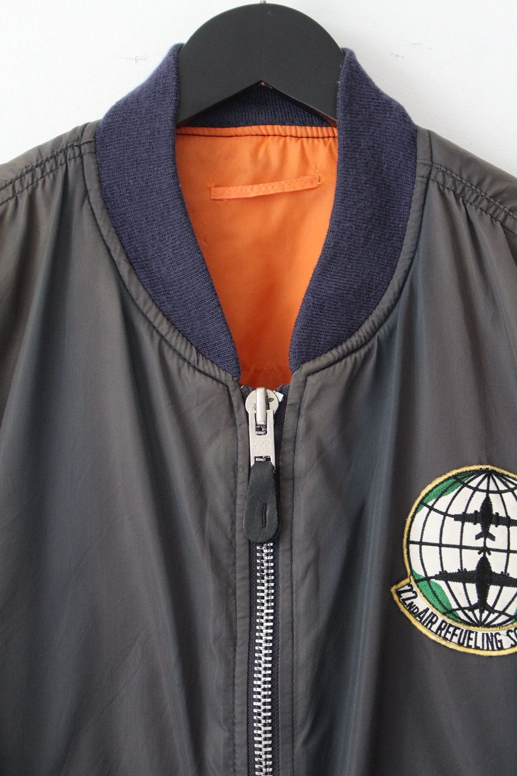 Vintage 1990S RESERVE REVERSIBLE-LINED GRAPHIC PADDED BOMBER Size US L / EU 52-54 / 3 - 3 Thumbnail