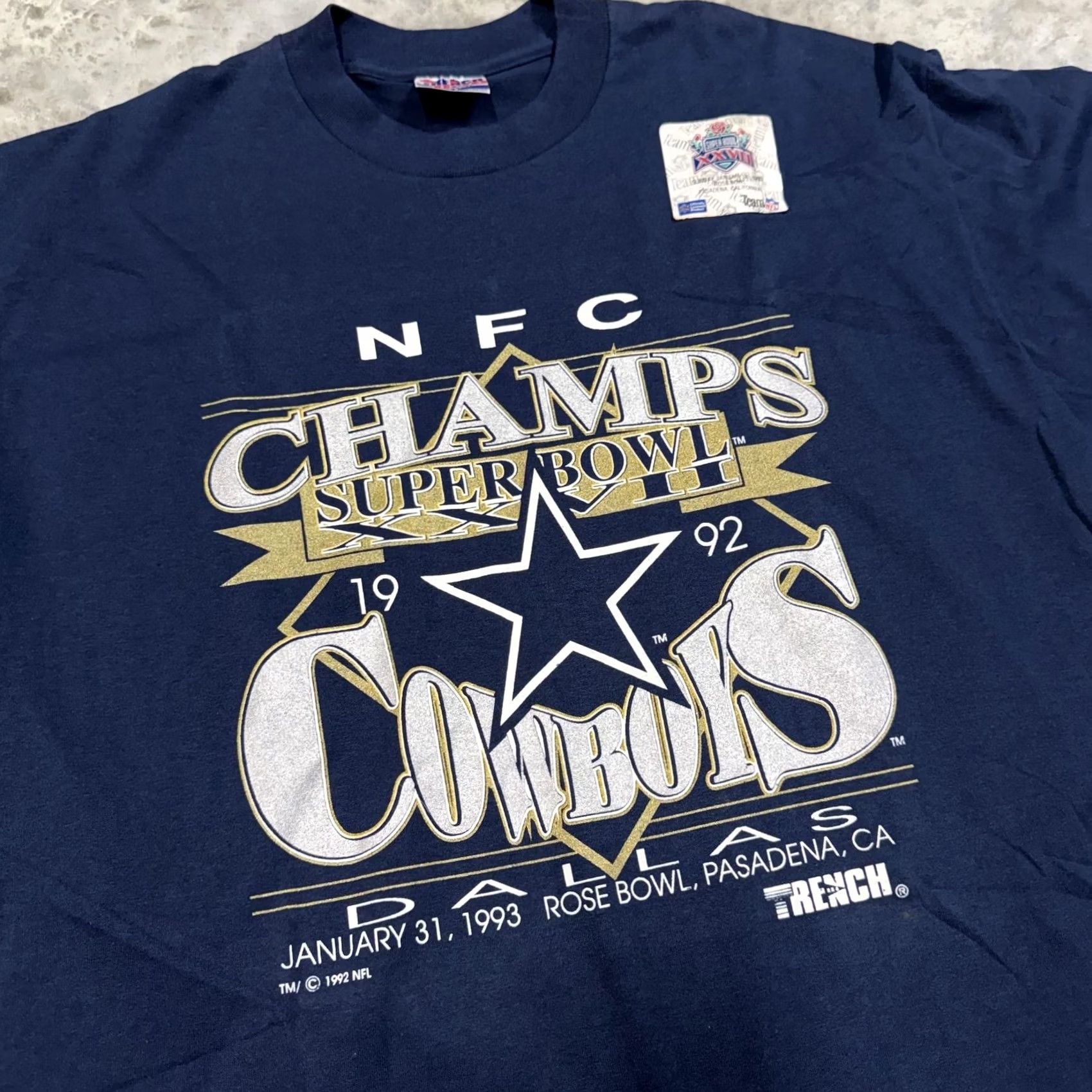 Vintage VINTAGE Dallas Cowboys Shirt Mens XL Blue NFC Champs Trench 90s Tee Short Sleeve Crew Neck Graphic Print NFL Stadium Size US XL / EU 56 / 4 - 2 Thumbnail