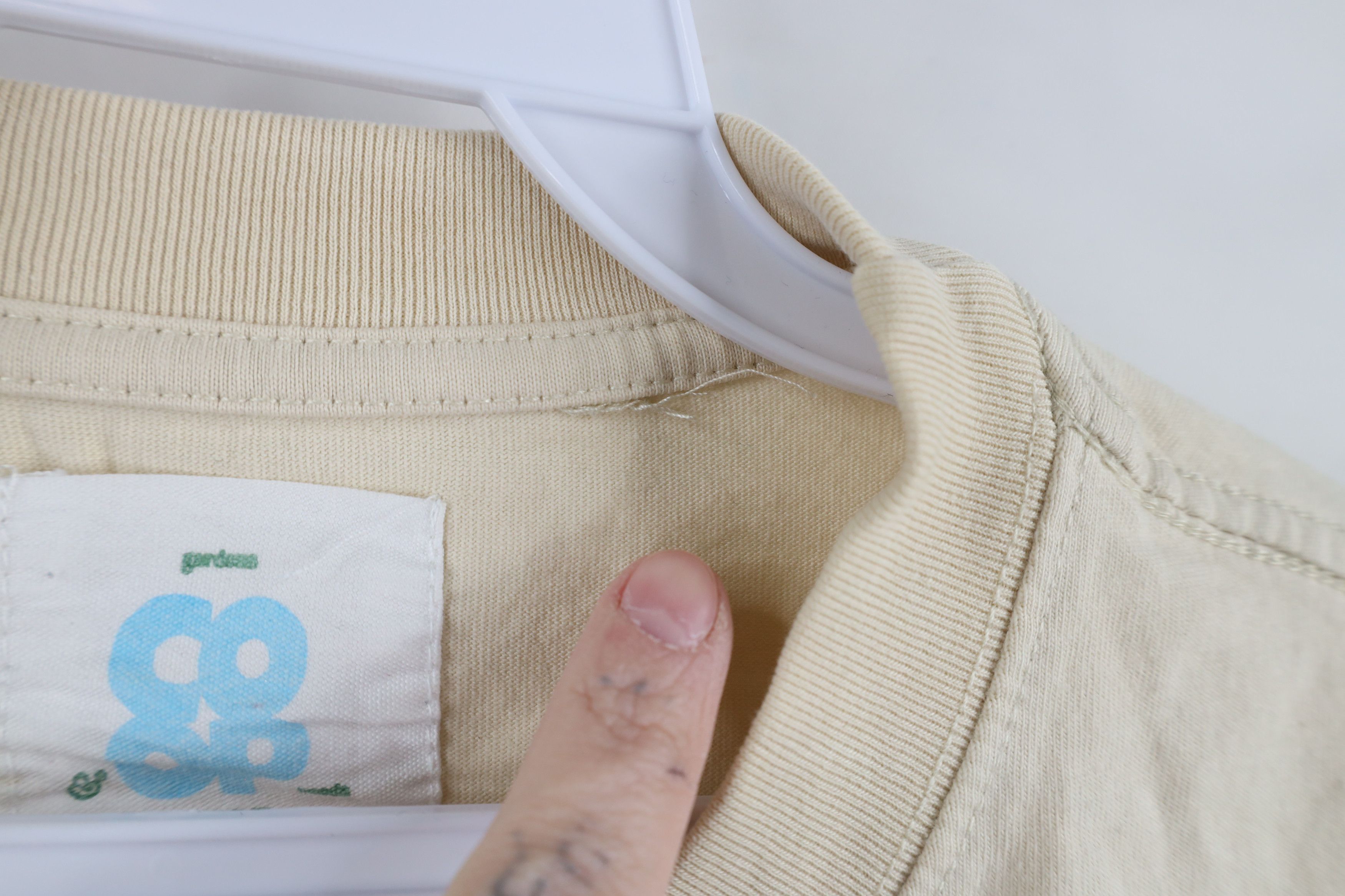 Vintage Y2K Streetwear Gardens & Seeds COOP T-Shirt Beige Cotton Size US L / EU 52-54 / 3 - 7 Thumbnail