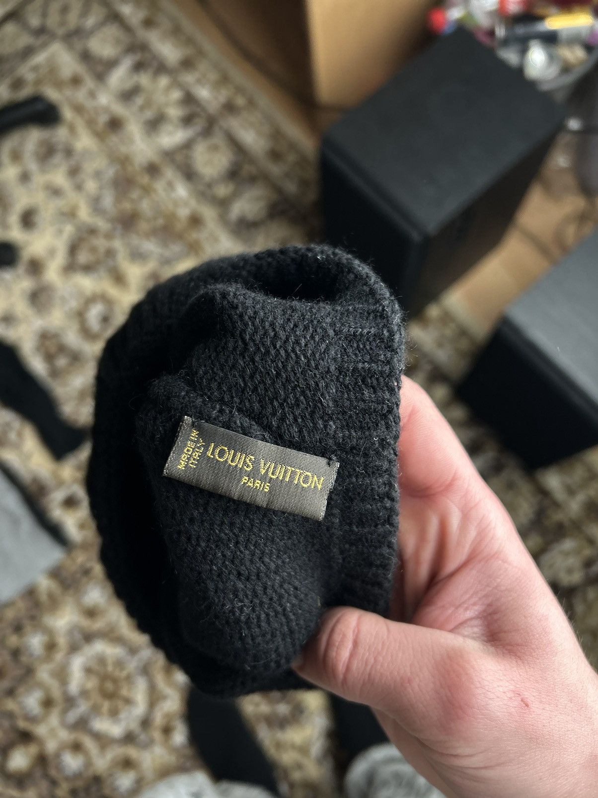Louis Vuitton Black Monogram Hat Louis Vuitton 100% Cashmere Mink Size ONE SIZE - 9 Thumbnail