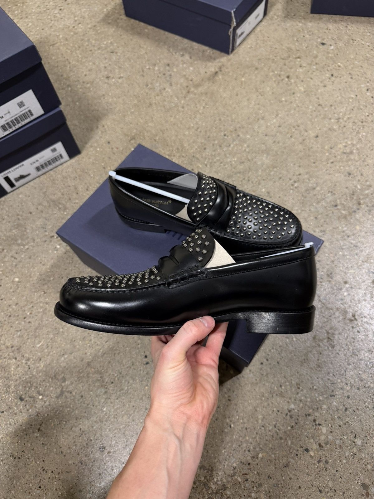 Louis Vuitton Louis Vuitton Louis Studded Leather Loafer NEW 1800$ Size US 9 / EU 42 - 6 Thumbnail