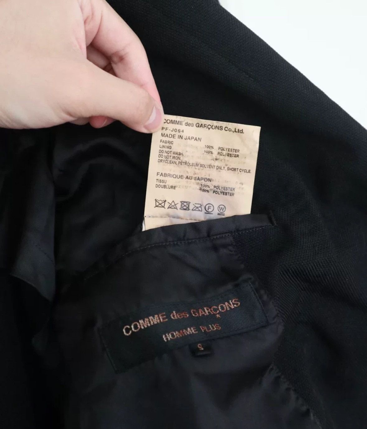 Comme des Garcons Black double-layer double sleeve suit 2412-Nextarrow Size US S / EU 44-46 / 1 - 9 Thumbnail