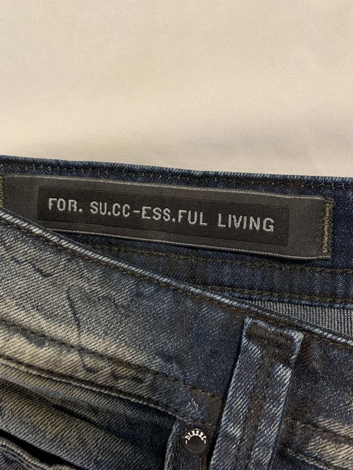 Diesel diesel blue skinny camo graphic jeans Size US 31 - 11 Thumbnail
