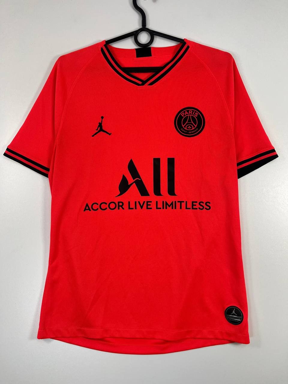 Paris Saint Germain Jordan 2019/20 Away Football Shirt M