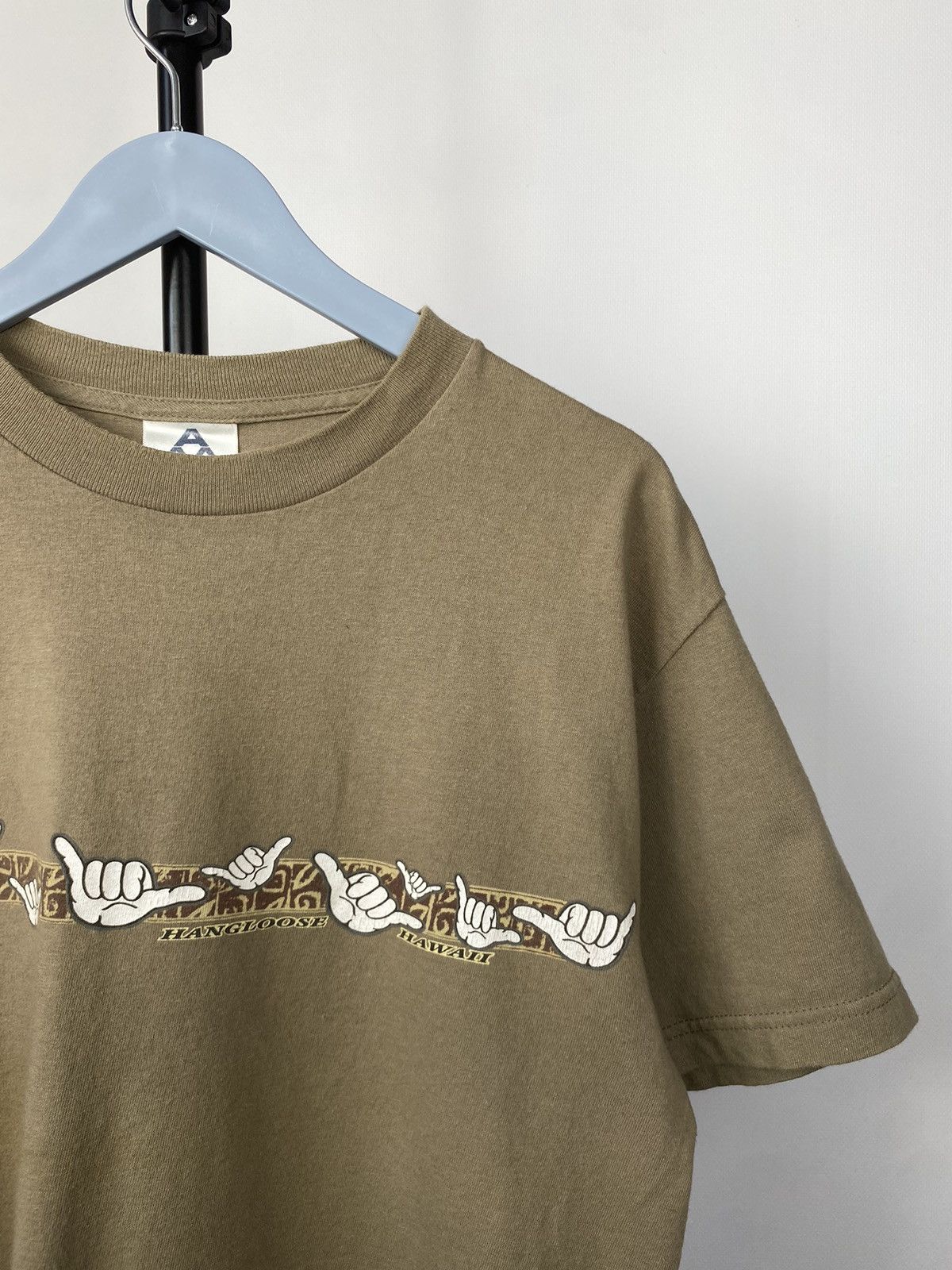 Vintage Vintage 90s Guanche Art Hawaii T Shirt Surf Style Quiksilver Size US M / EU 48-50 / 2 - 3 Thumbnail