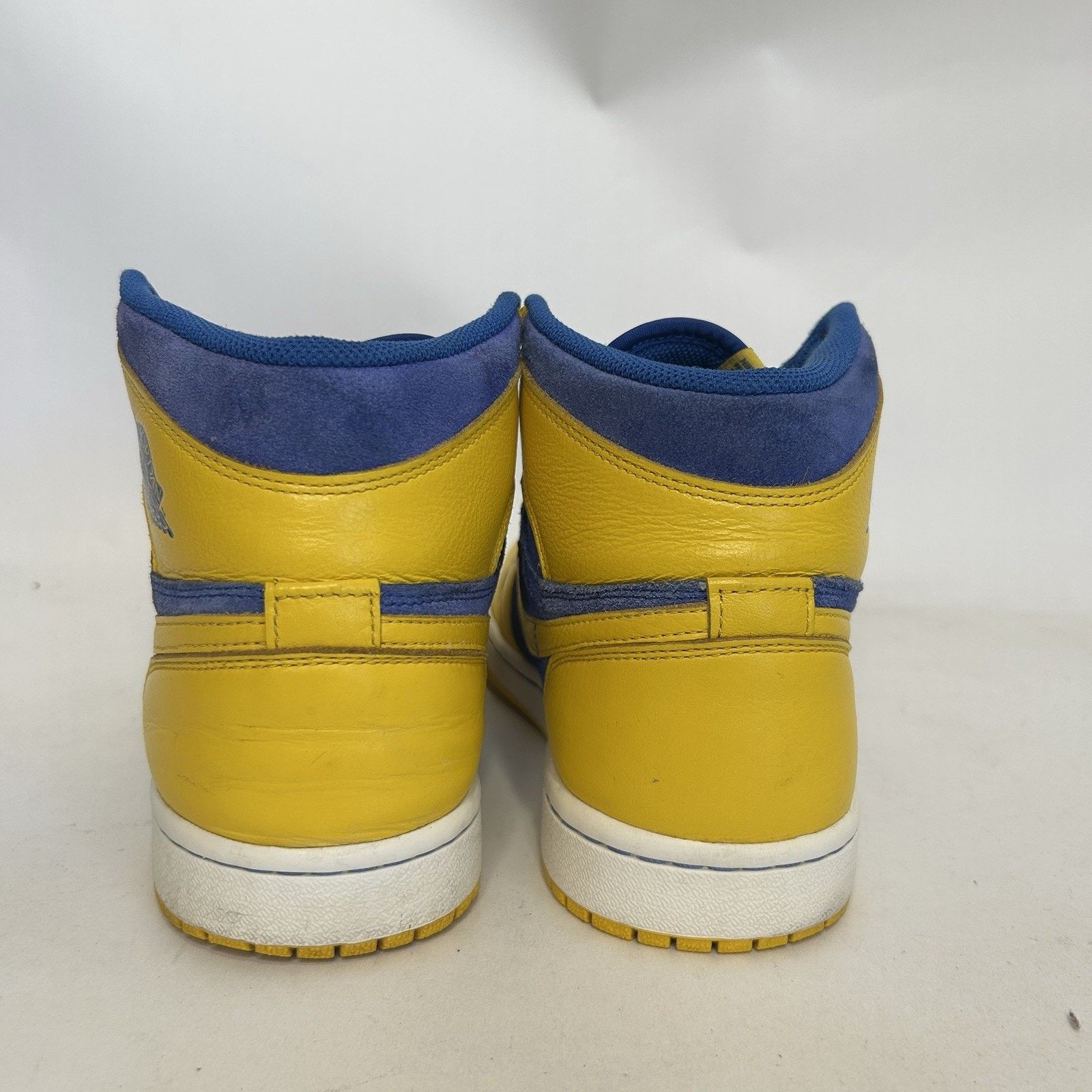 Nike Nike Air Jordan 1 Retro OG High “Laney” 555088-707 Size US 8.5 / EU 41-42 - 5 Thumbnail
