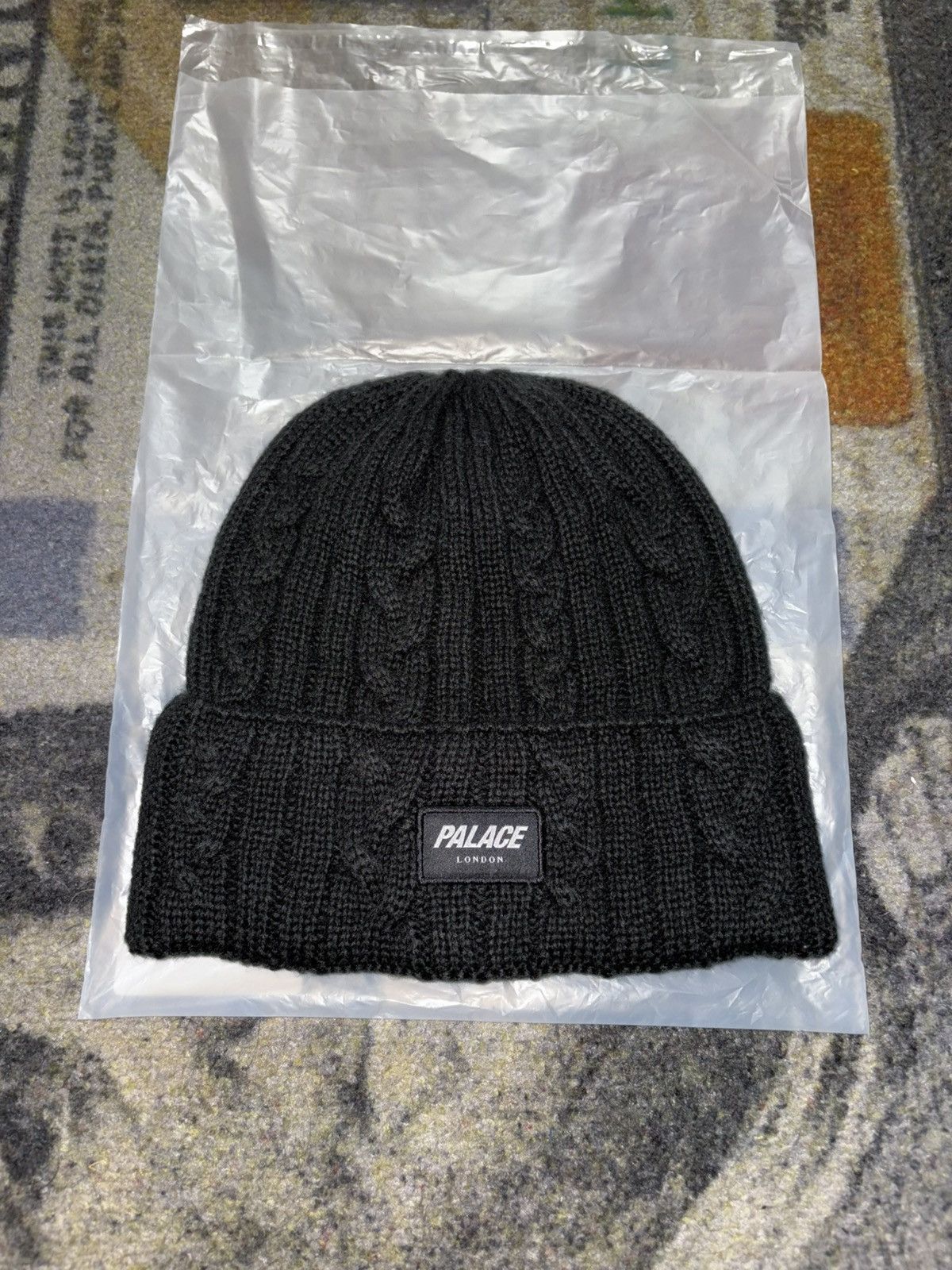 Palace Palace Reflecto Running Beanie Black L/XL | Grailed