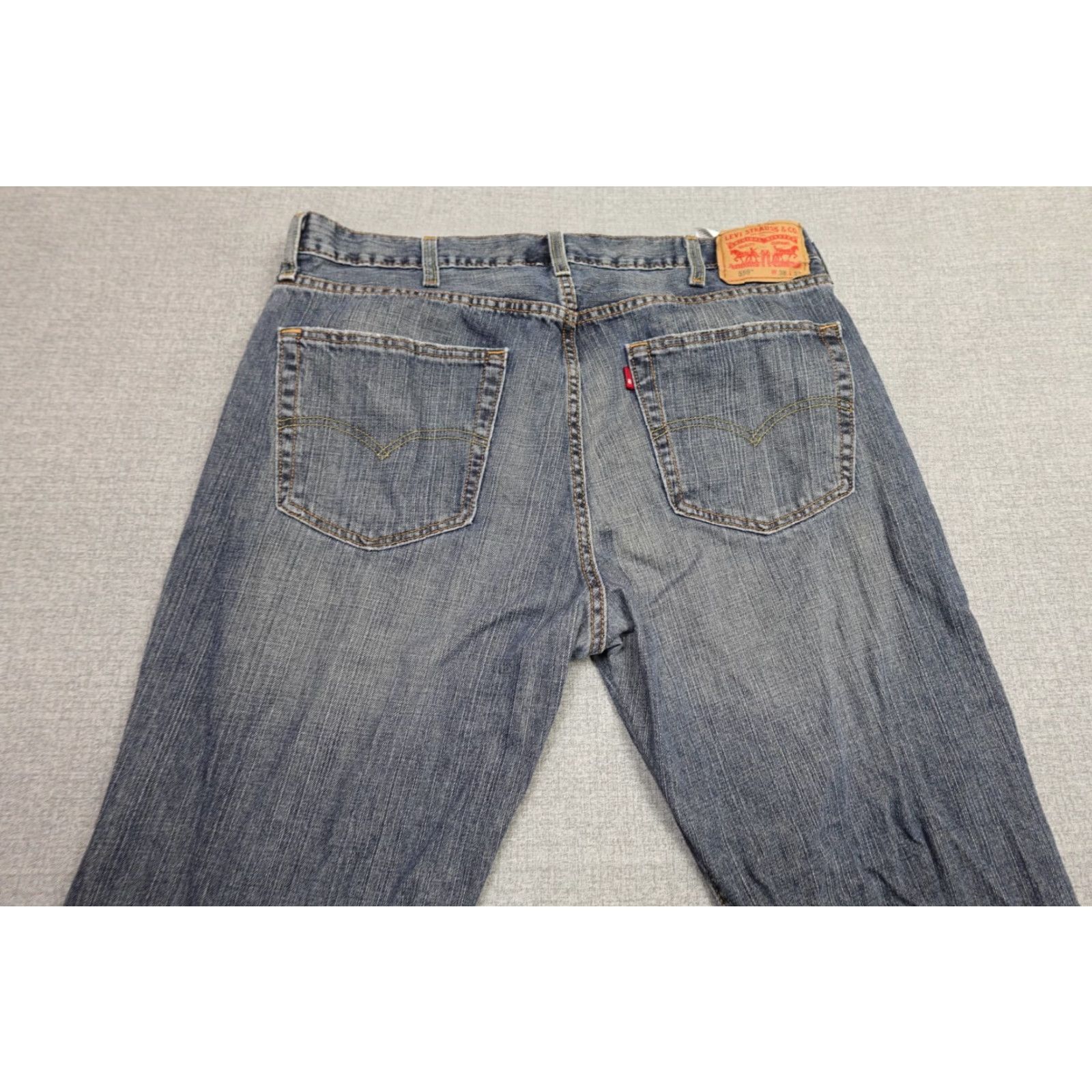 Levi's Levi's 559 Jeans Mens 38x32 Blue Relaxed Straight Dark Wash Denim Jeans Relaxed Straight Mens 559 Blue 38x32 USA 500 Series Size US 38 / EU 54 - 5 Thumbnail
