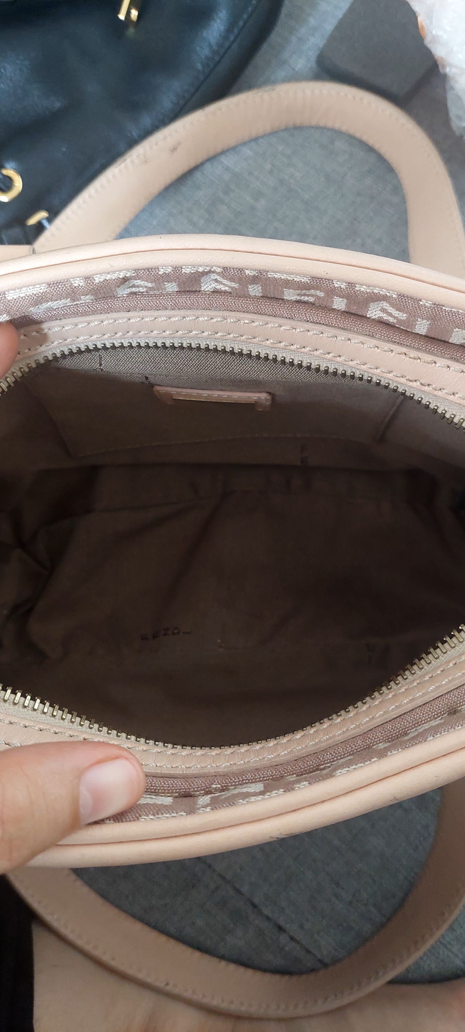 Fendi Fendi Vintage Pink Zuchino Size ONE SIZE - 6 Thumbnail