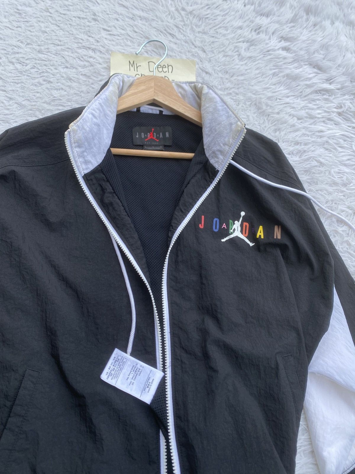 Nike Rare Nike Air Jordan Windbreaker Size US M / EU 48-50 / 2 - 15 Thumbnail