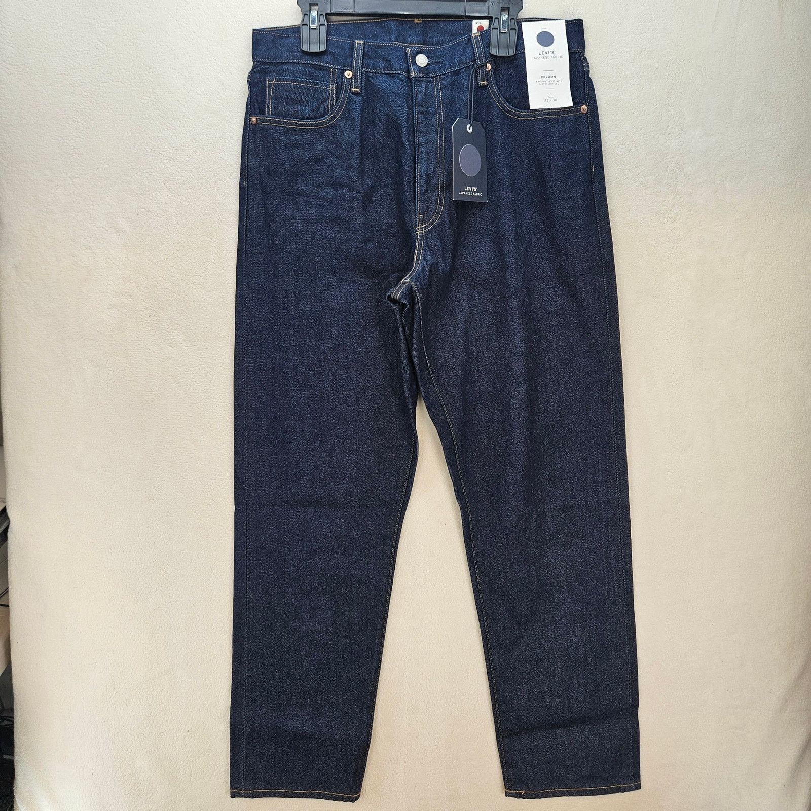 Levi's LEVI'S JAPANESE FABRIC WOMEN'S 32X30 BLUE TAB COLUMN JEANS Size 35" - 1 Thumbnail