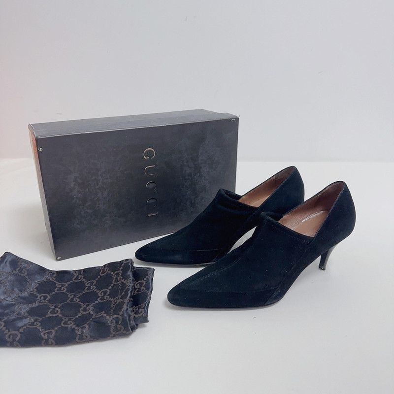Gucci Black Suede Heels with Pointed Toe 0079