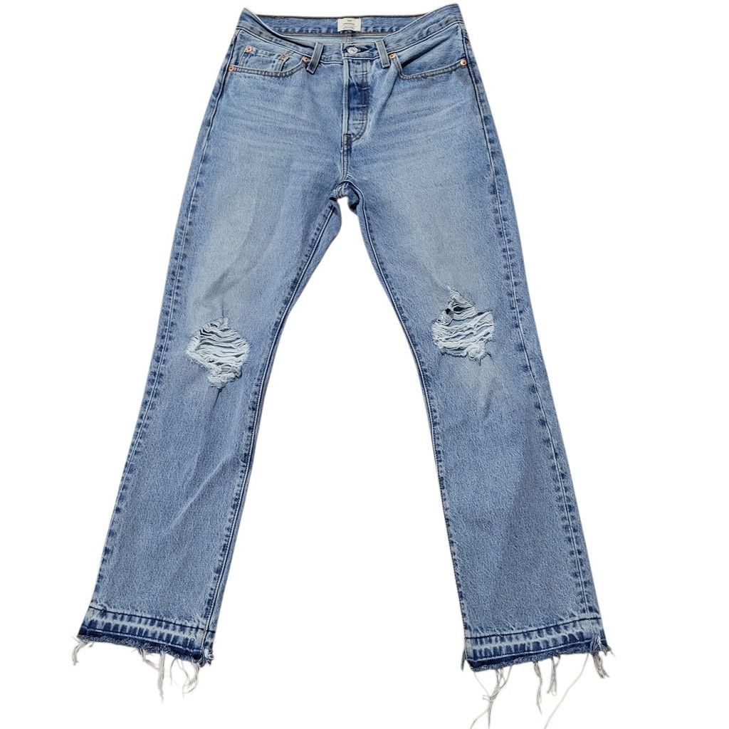 Levi's Levi's 501 Original Distressed Button-Fly Frayed Jean 28/30 Size 28" / US 6 / IT 42 - 6 Thumbnail