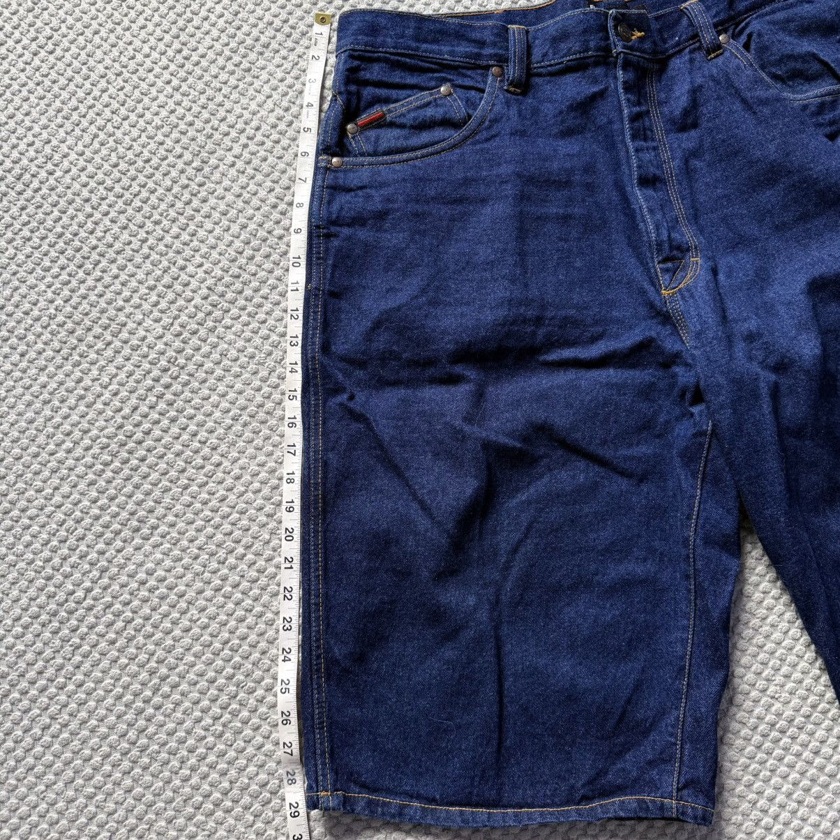 Fubu 90s Vintage FUBU denim jean shorts Men’s W42 Size US 42 / EU 58 - 9 Thumbnail