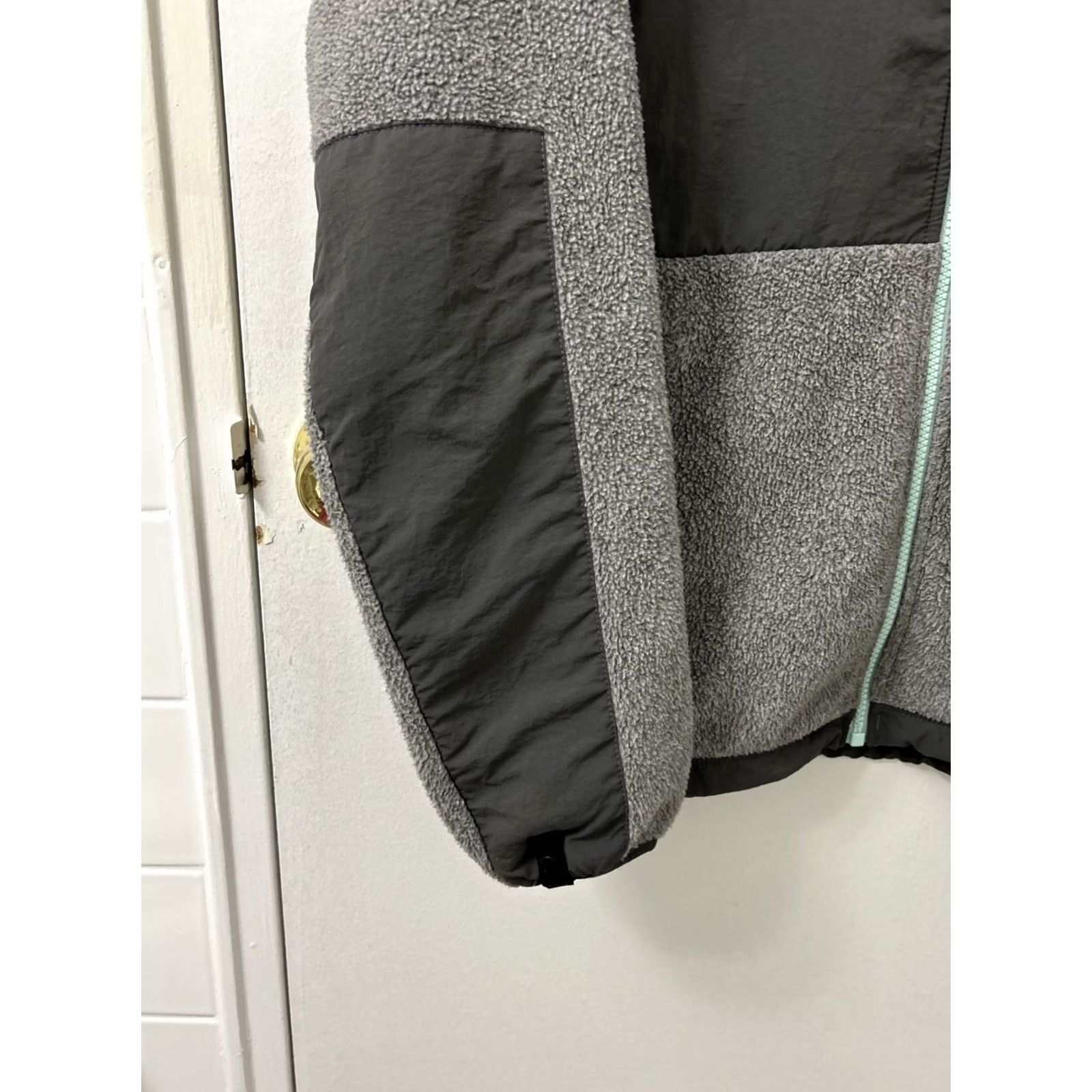The North Face VINTAGE The North Face Denali Jacket Womens S Gray Fleece Pockets Polartec Full Zip YKK Size S / US 4 / IT 40 - 6 Thumbnail