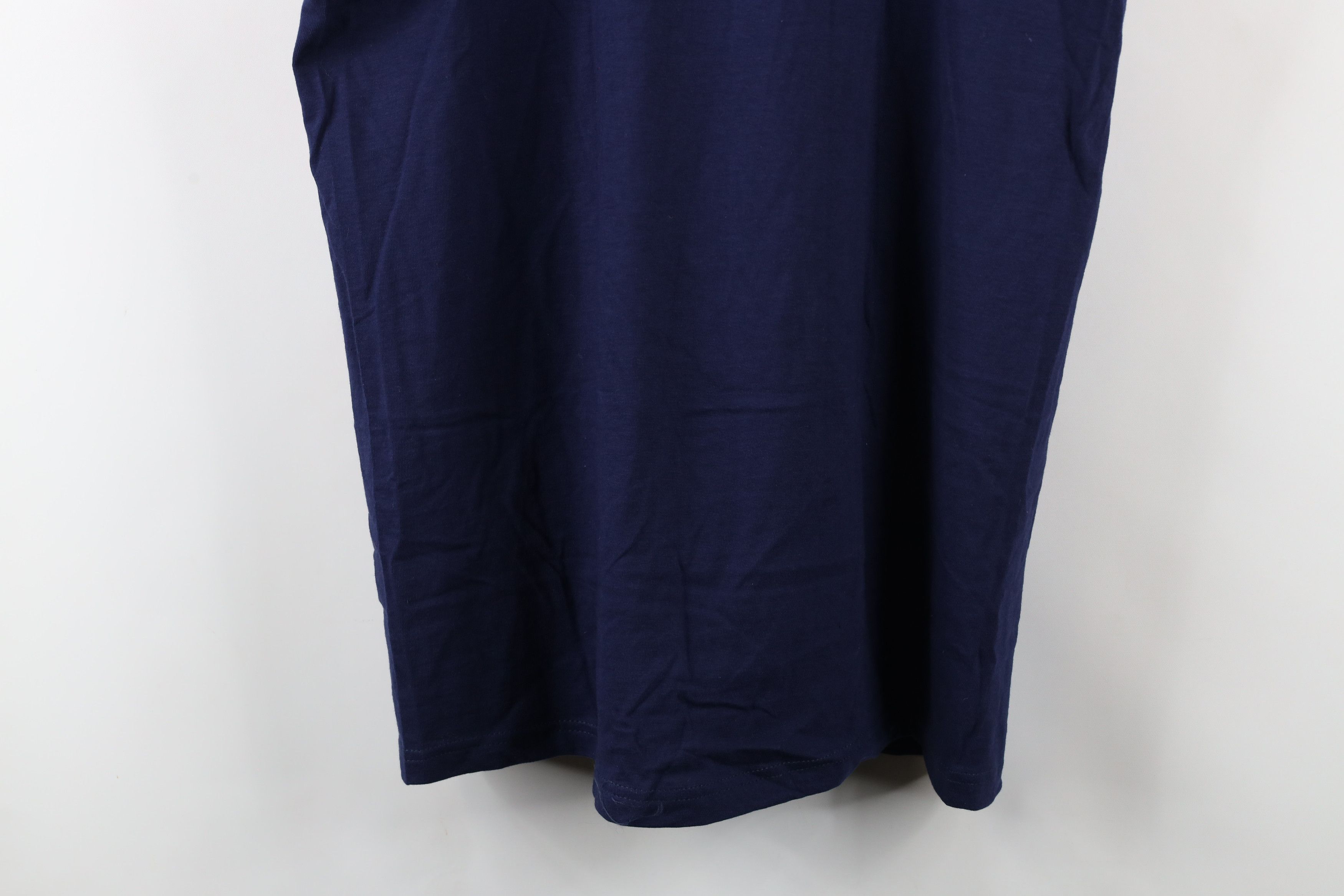 Vintage Vintage 90s Streetwear Cotton Tank Top T-Shirt Navy Blue Size US L / EU 52-54 / 3 - 8 Thumbnail