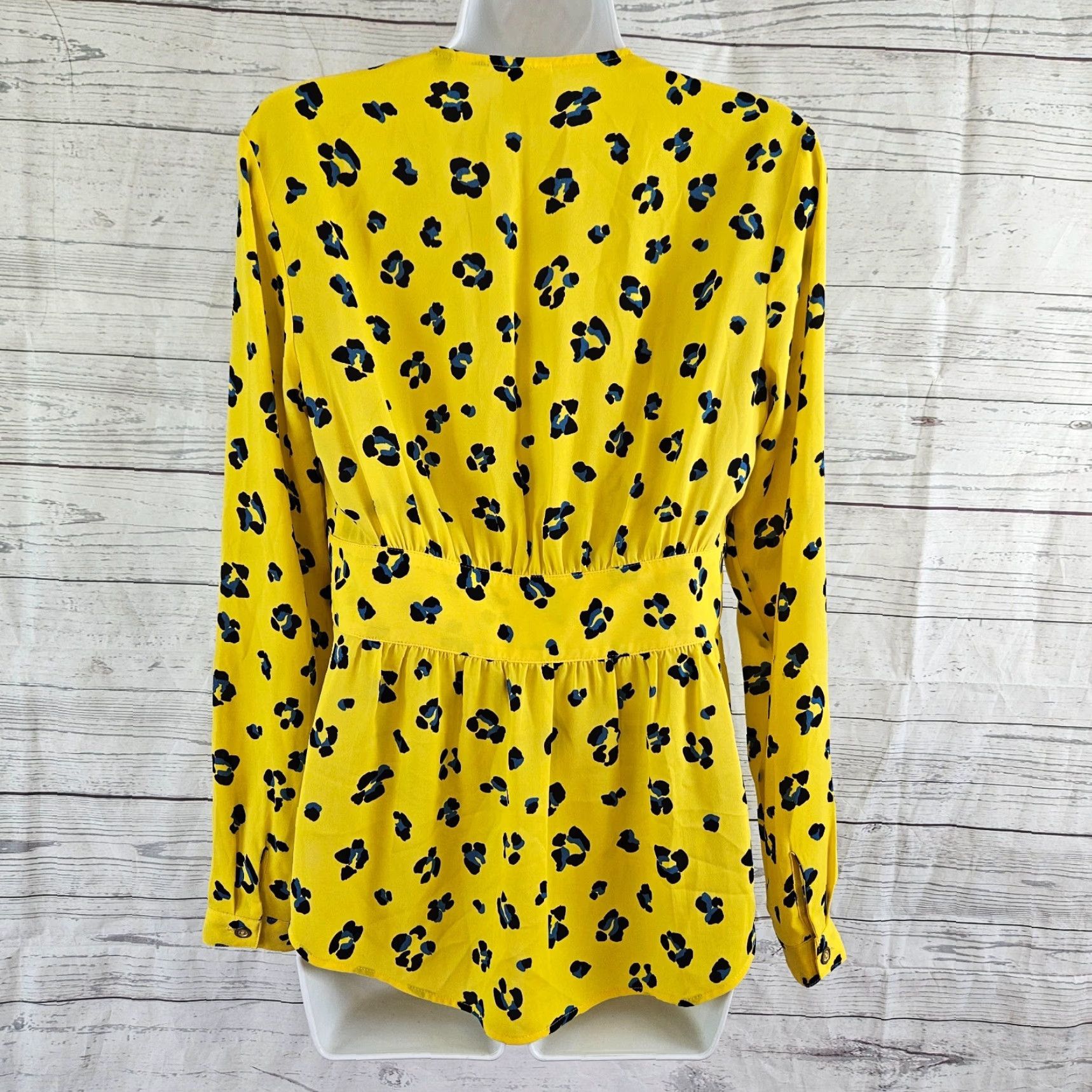 Vintage Cabi Womens Blouse Tie Front Size S Yellow Black Animal Print Shirt Womens Tan Yellow Size S / US 4 / IT 40 - 3 Thumbnail