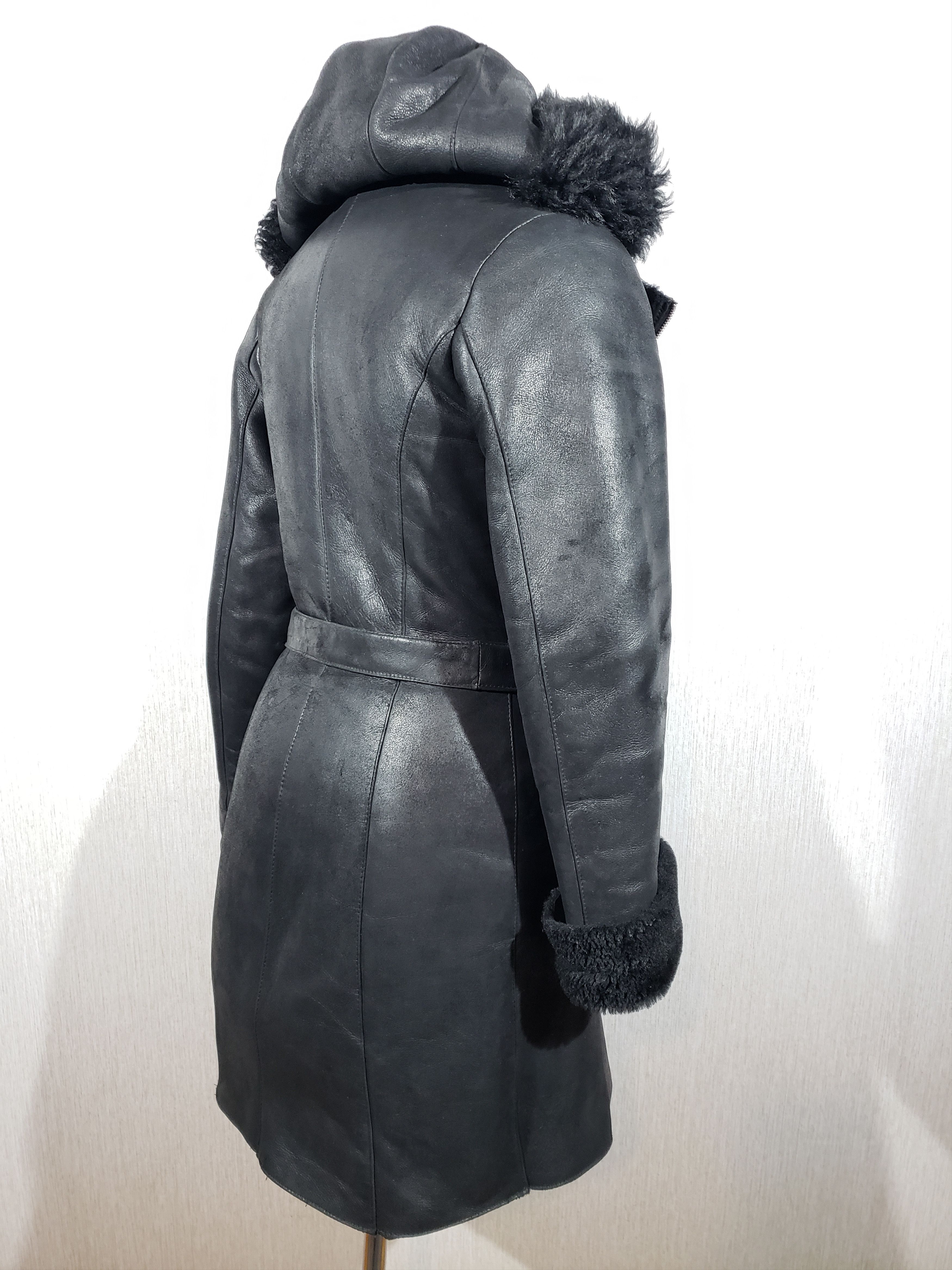 Other Stylish black sheepskin coat with metal zipper and hood. Size S / US 4 / IT 40 - 6 Thumbnail