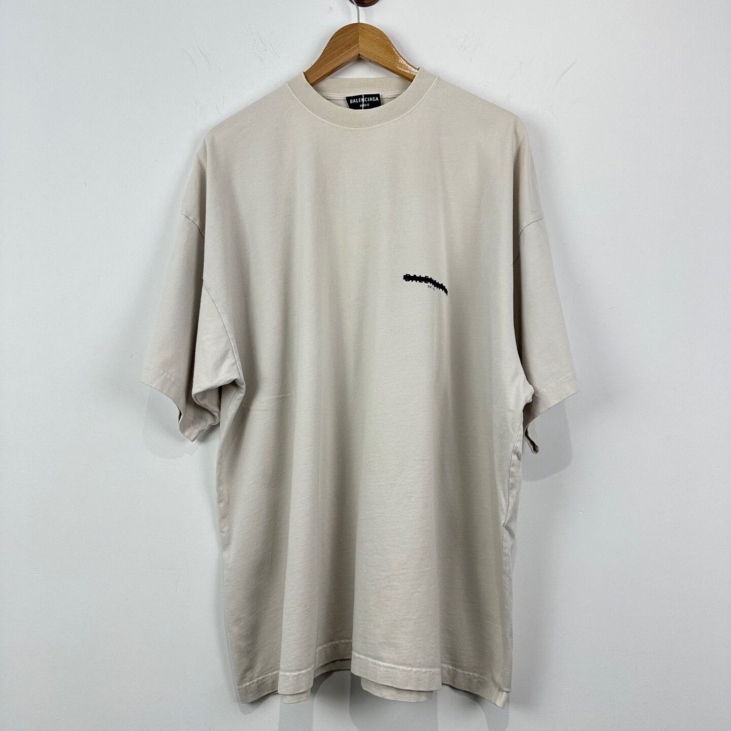 Balenciaga Balenciaga Short Sleeve T-Shirt Size 4 Size US XL / EU 56 / 4 - 1 Thumbnail