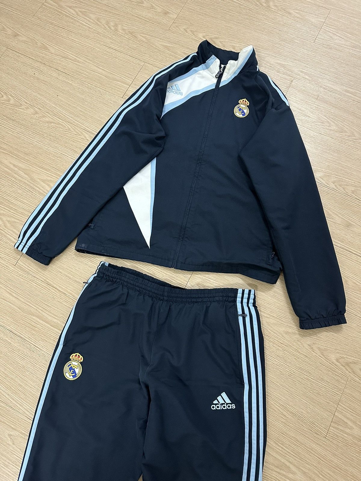 Adidas Vintage 2007 Adidas Real Madrid Training Tracksuit Full Set Size US M / EU 48-50 / 2 - 3 Thumbnail