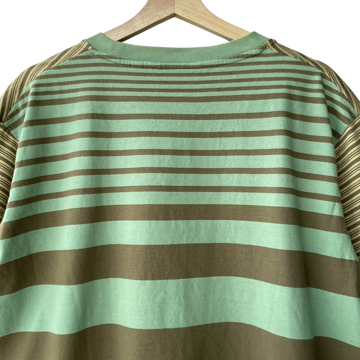 Marni × Uniqlo Uniqlo Japan X Marni Italy Two Tone Boxy Stripe Tee Size US L / EU 52-54 / 3 - 4 Thumbnail