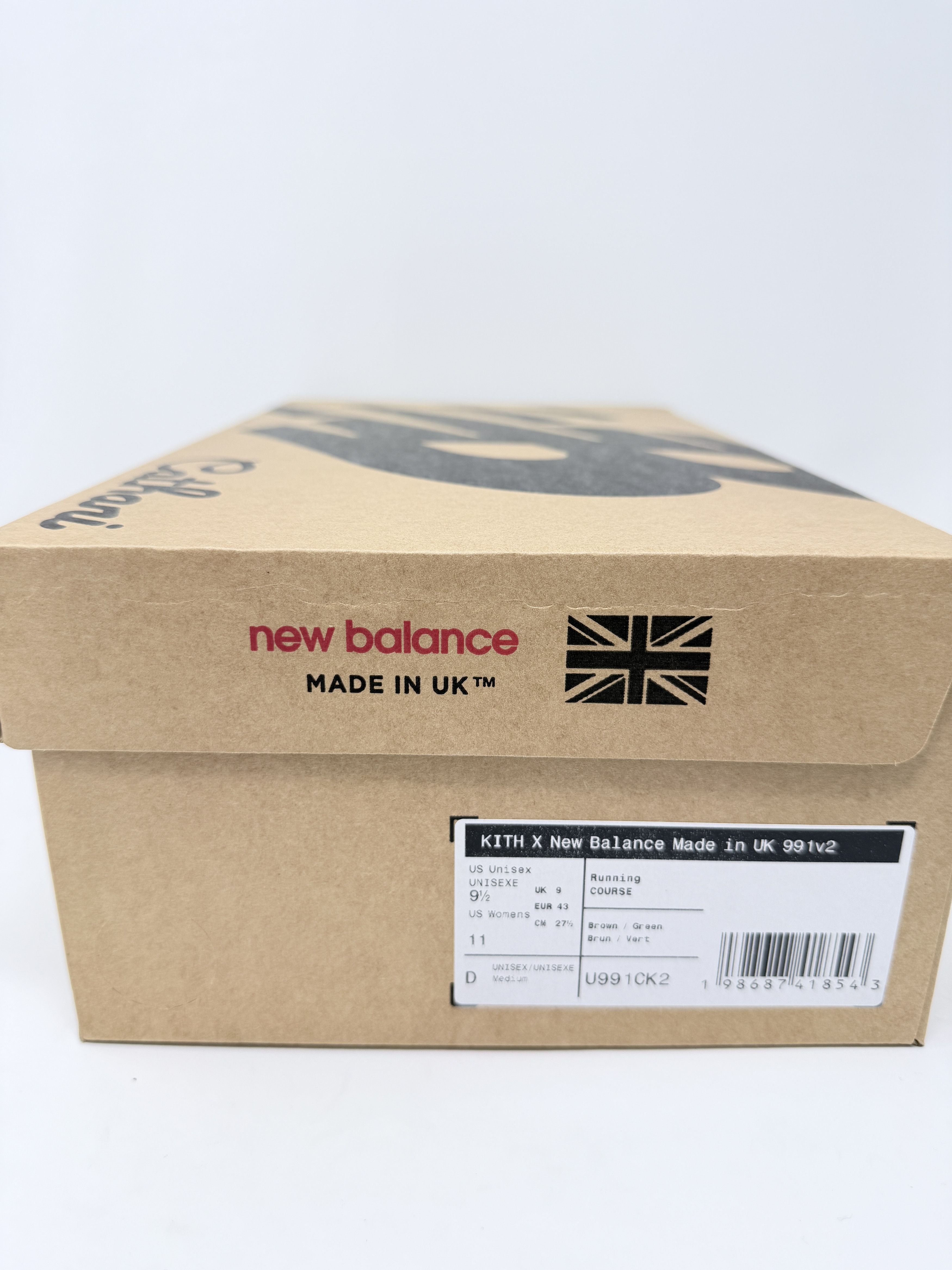 Kith × New Balance Kith New Balance 991v2 Danielle Cathari Matcha Reverse Size US 9.5 / EU 42-43 - 8 Thumbnail