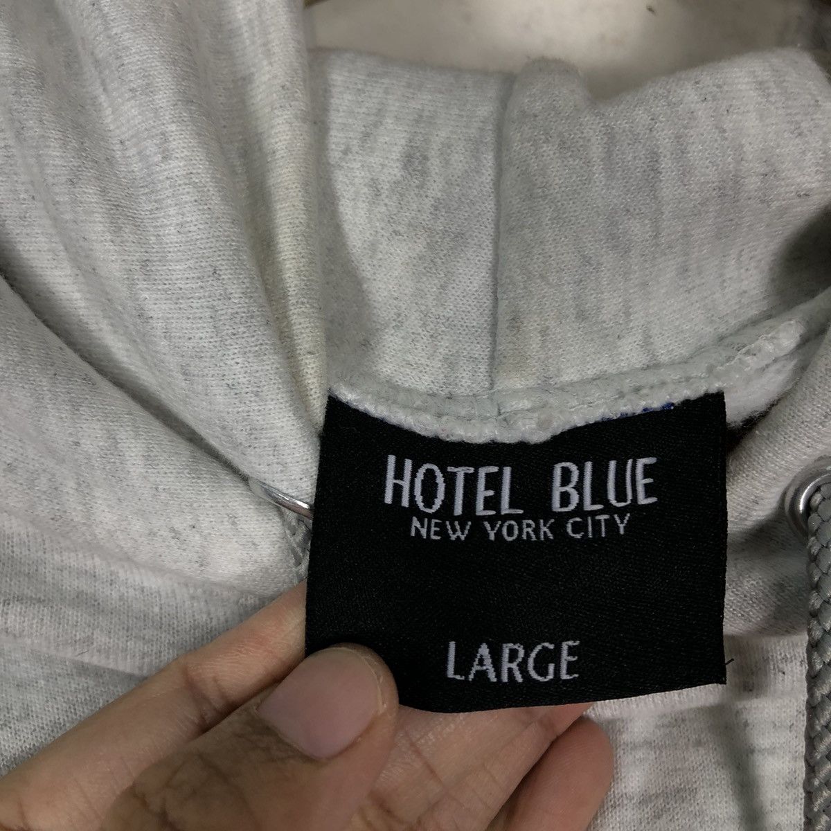 Japanese Brand 🔥90’s Hotel Blue New York City Champion Hoodie Big Logo Size US L / EU 52-54 / 3 - 11 Thumbnail