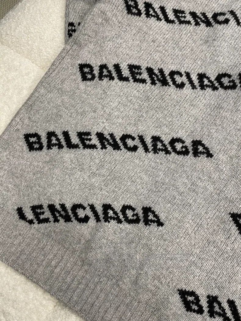 Balenciaga Balenciaga Gray danmu sweater size s Size US S / EU 44-46 / 1 - 7 Thumbnail
