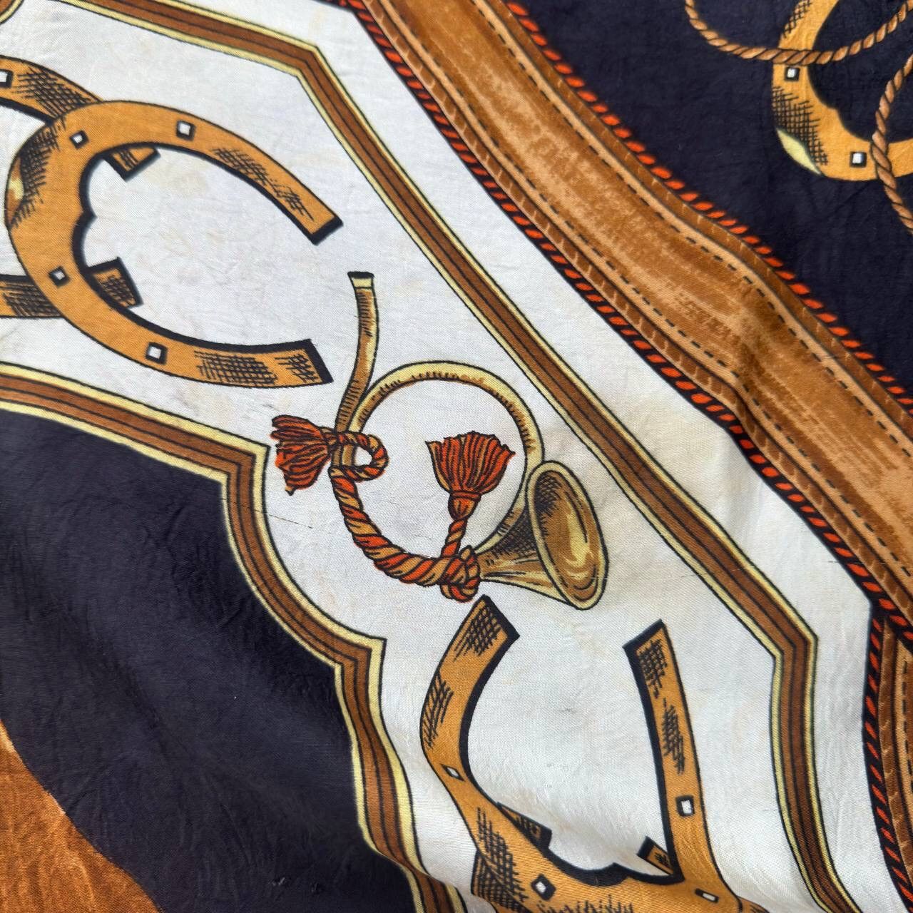 Vintage Italian Vintage Horse Head Luxury Silk Scarf (Hemes Style) Size ONE SIZE - 8 Thumbnail