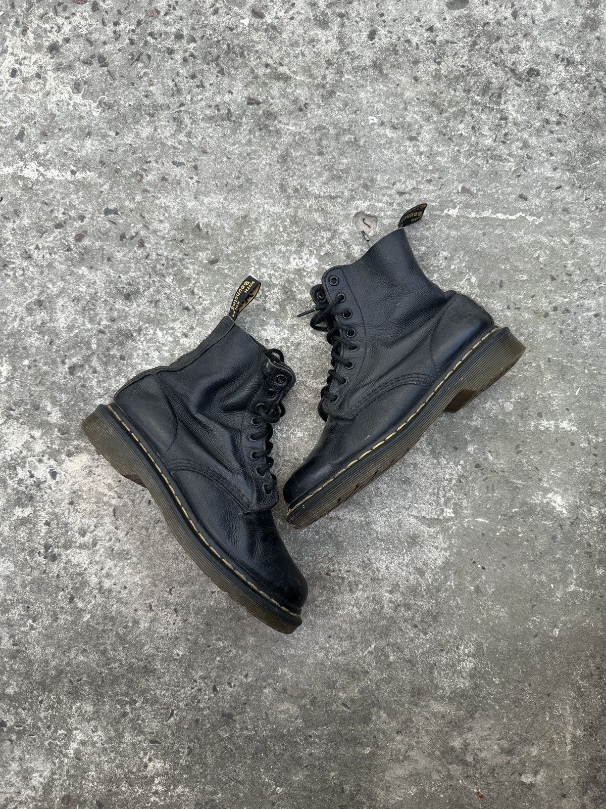 Dr. Martens Vintage High Dr.Martens Leather Boots Streetwear Casual VTg Size US 5.5 / EU 38 - 1 Thumbnail