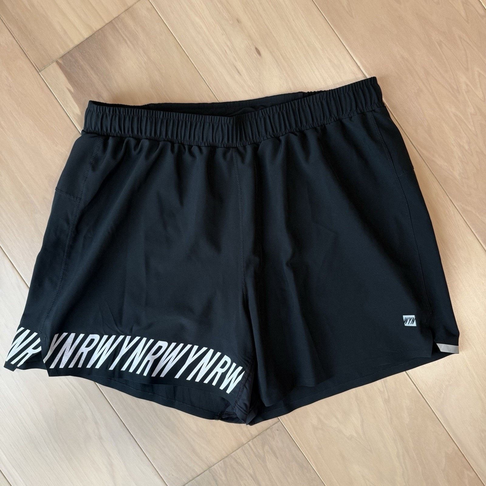 Other Wynr Noosa Run Shorts Medium Black Lightweight Workout Size US 30 / EU 46 - 3 Thumbnail